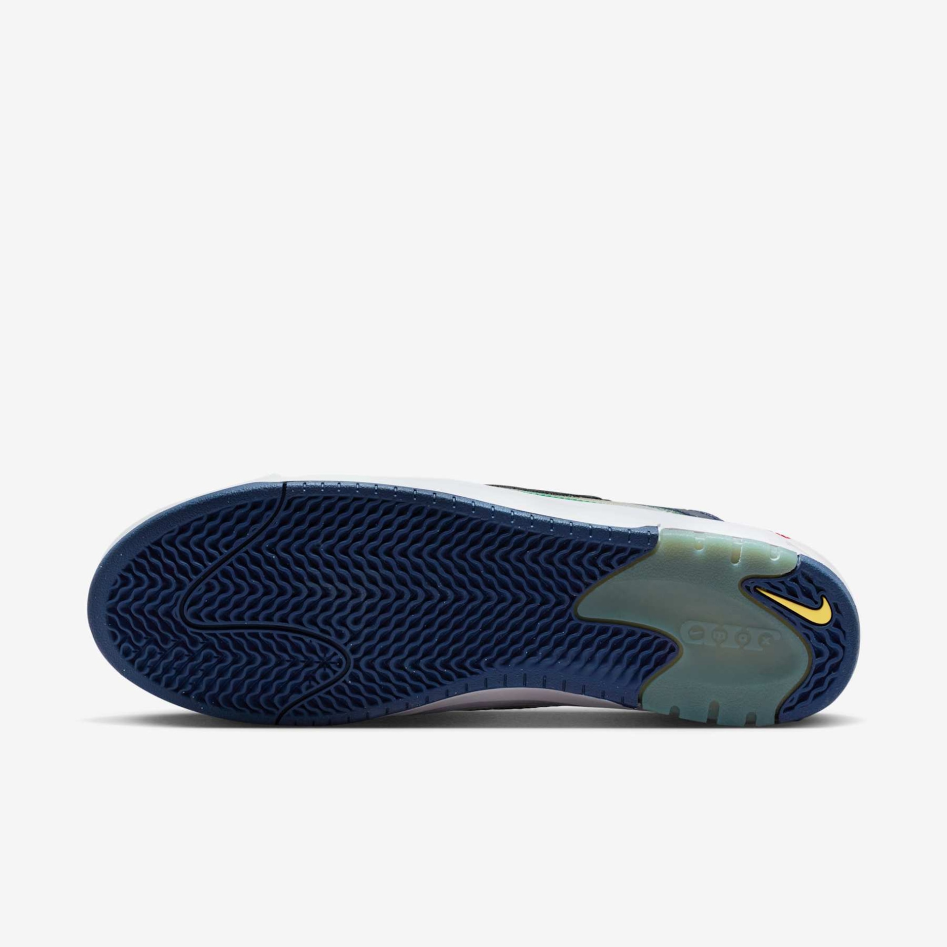 Tênis Nike Air Max Ishod Premium Masculino - Foto 2