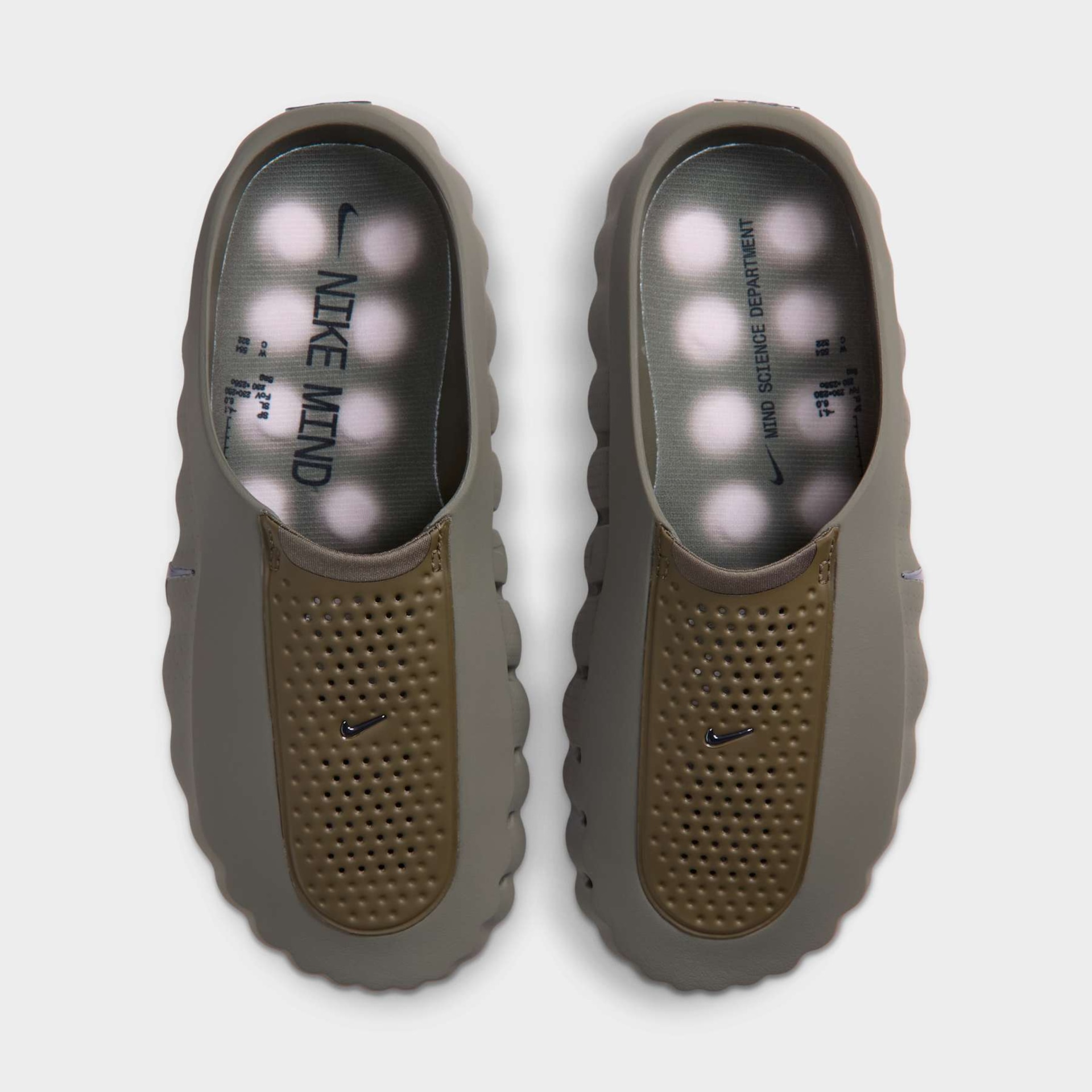 Mule Nike Mind 001 Feminino - Foto 4