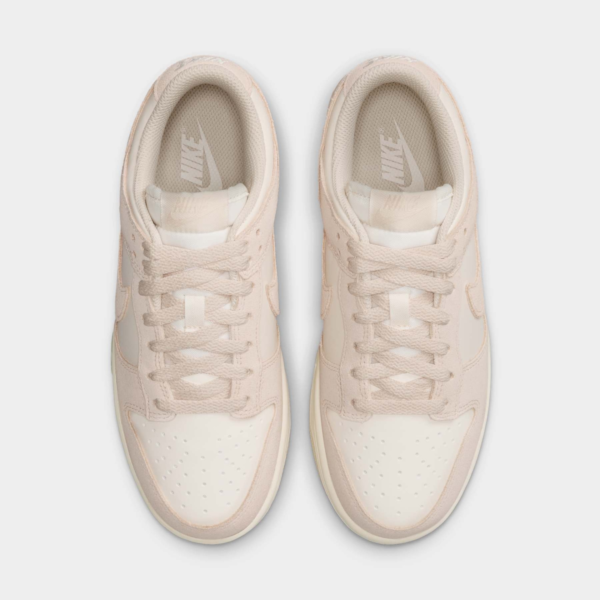 Tênis Nike Dunk Low SE Feminino - Foto 4