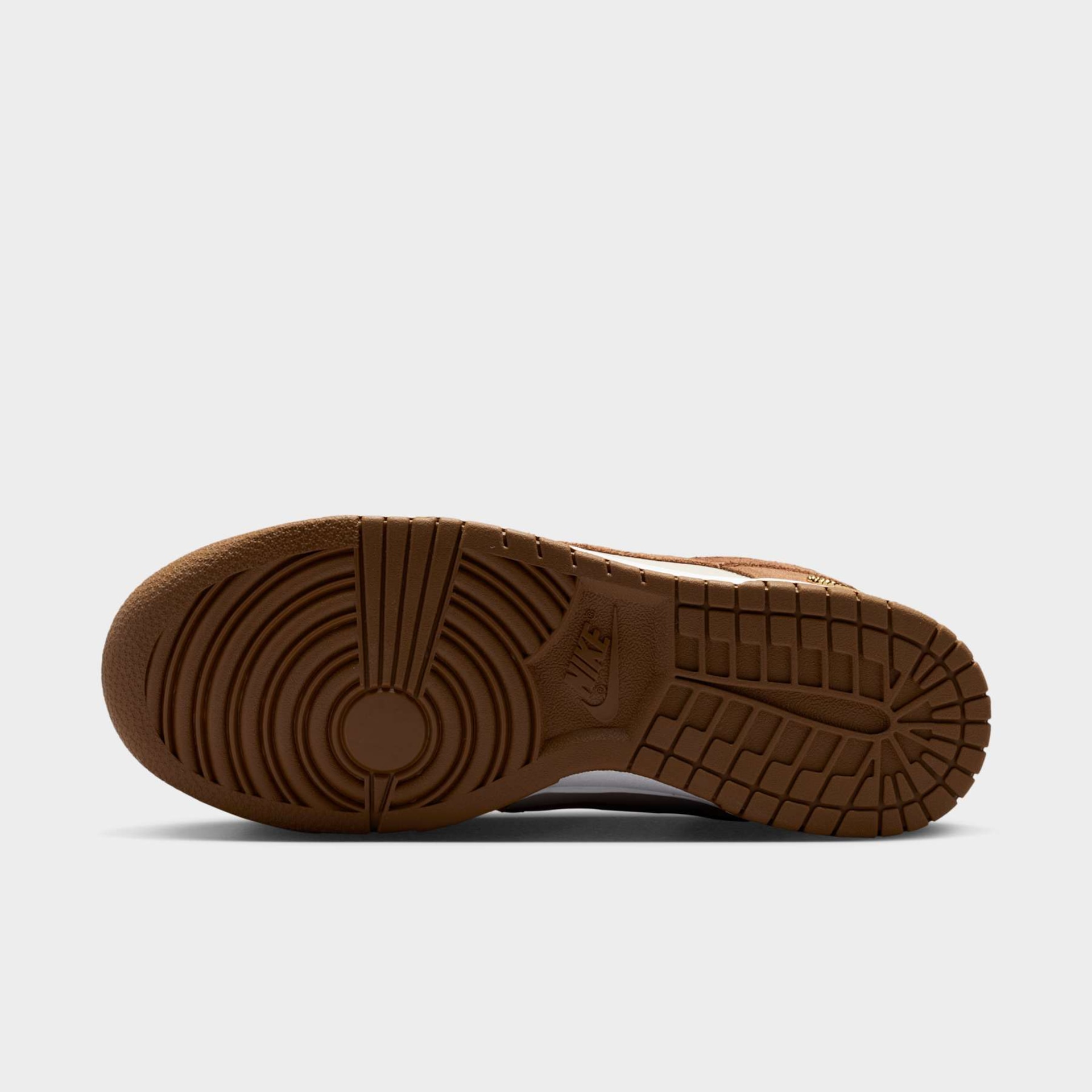 Tênis Nike Dunk Low SE Feminino - Foto 2