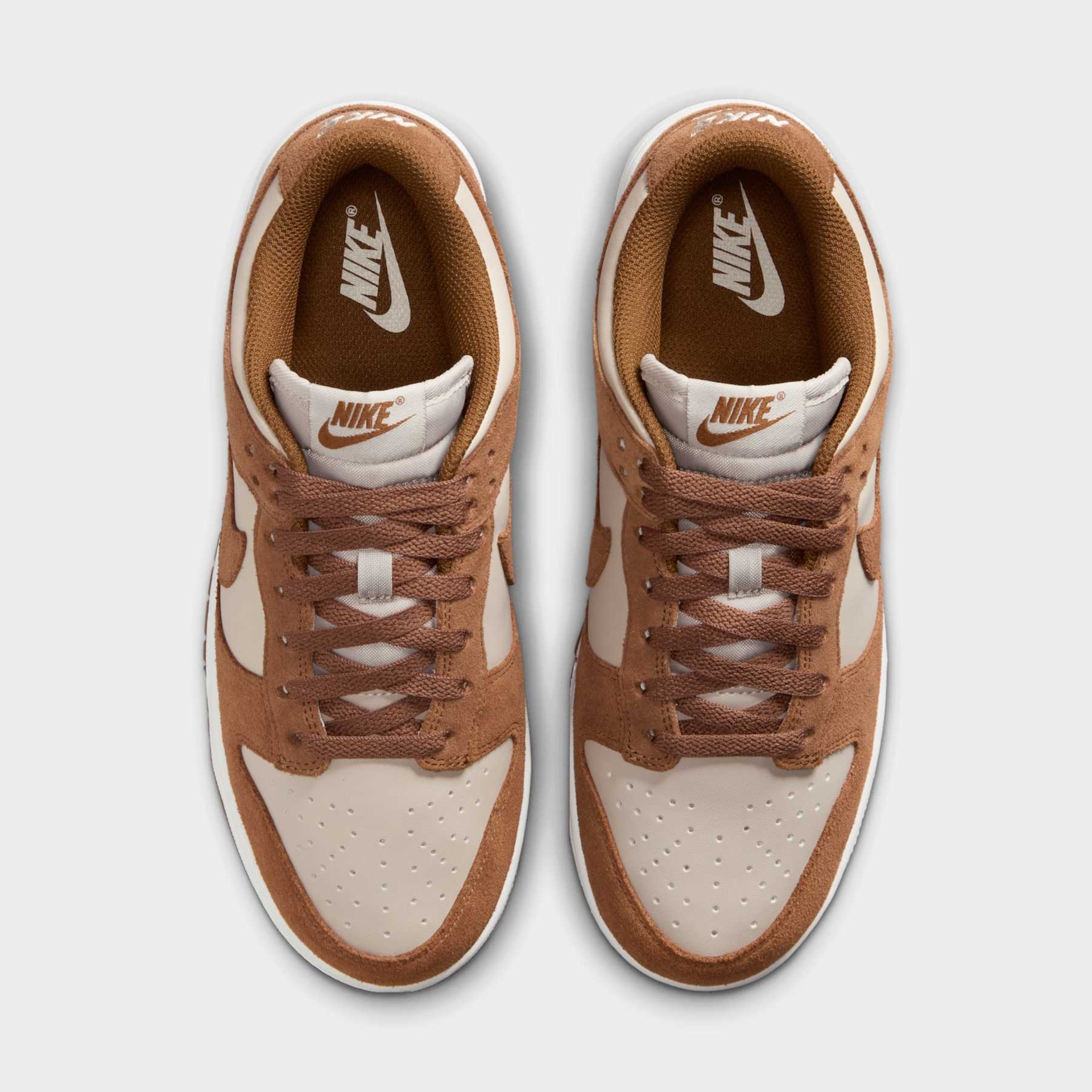 Tênis Nike Dunk Low SE Feminino - Foto 4