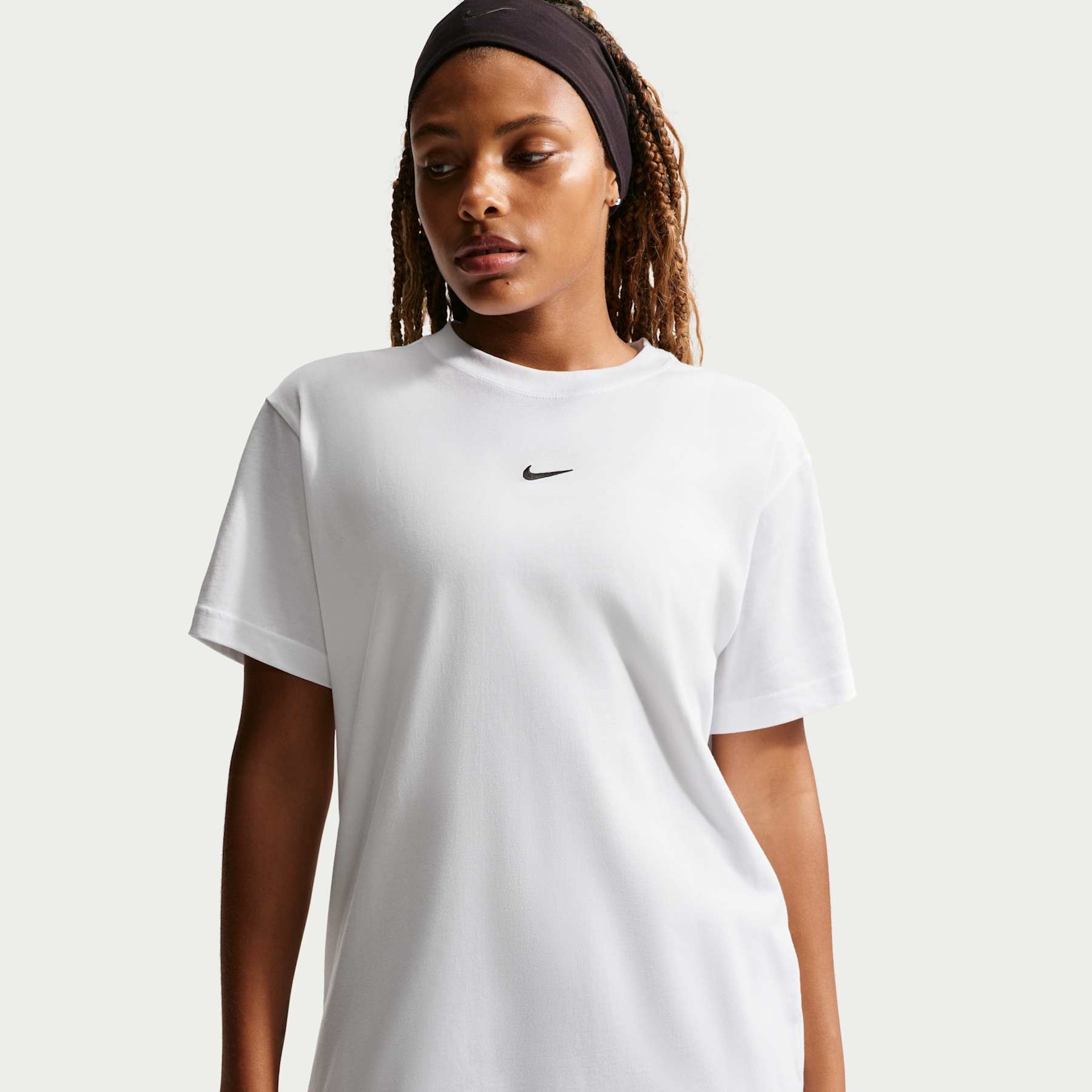 Camiseta Nike Sportswear Classic Oversized Feminina - Foto 1
