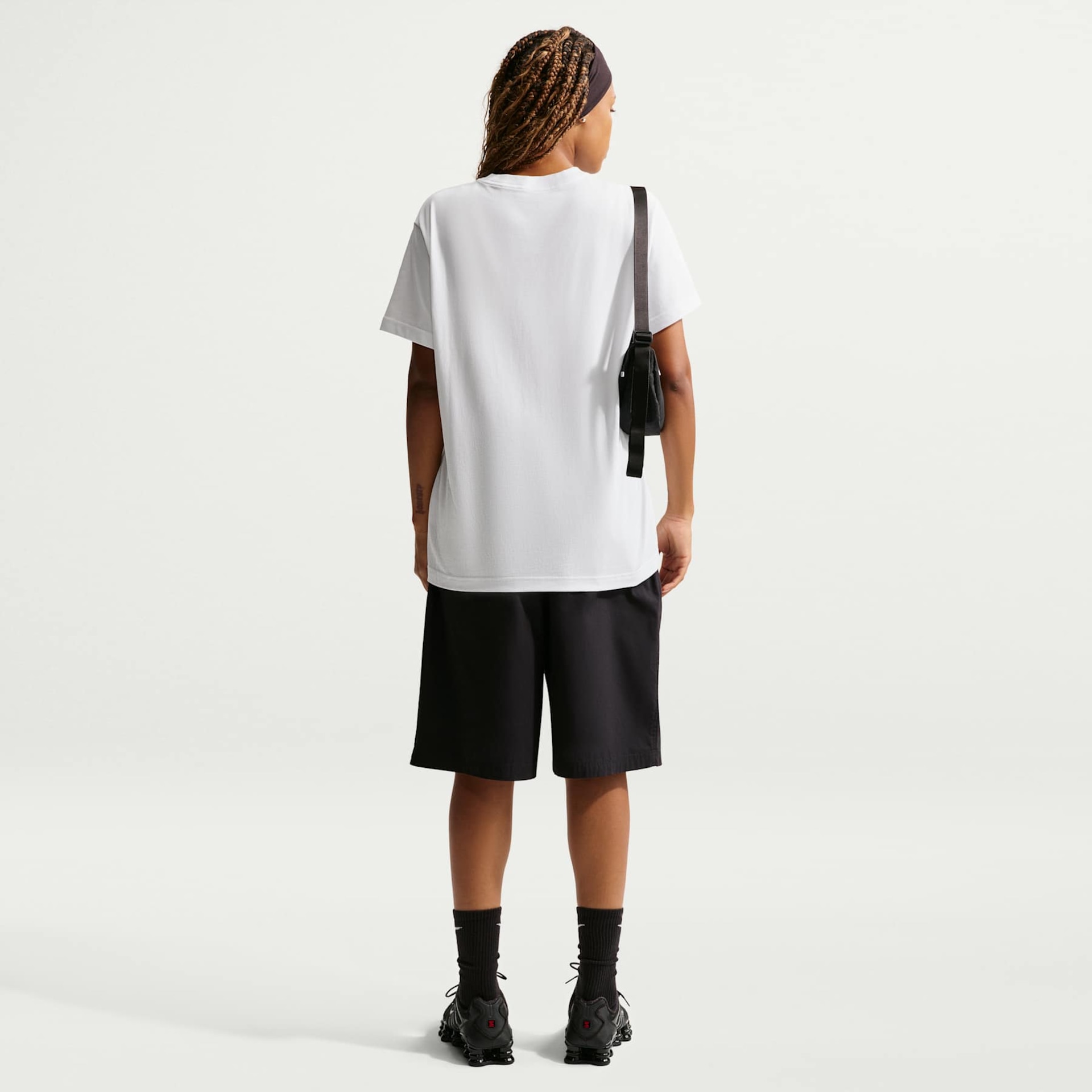 Camiseta Nike Sportswear Classic Oversized Feminina - Foto 5
