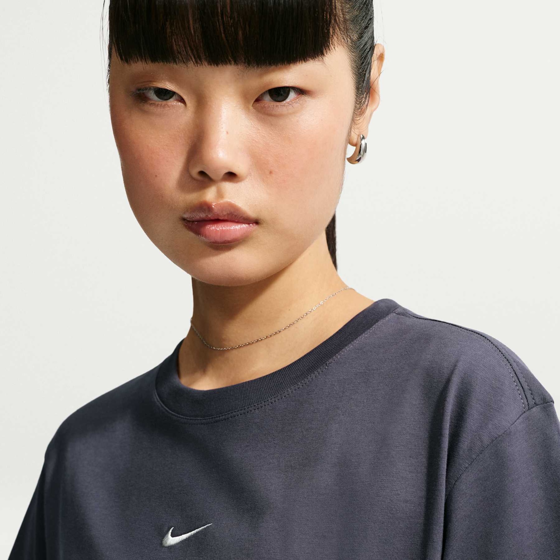 Camiseta Nike Sportswear Classic Oversized Feminina - Foto 3