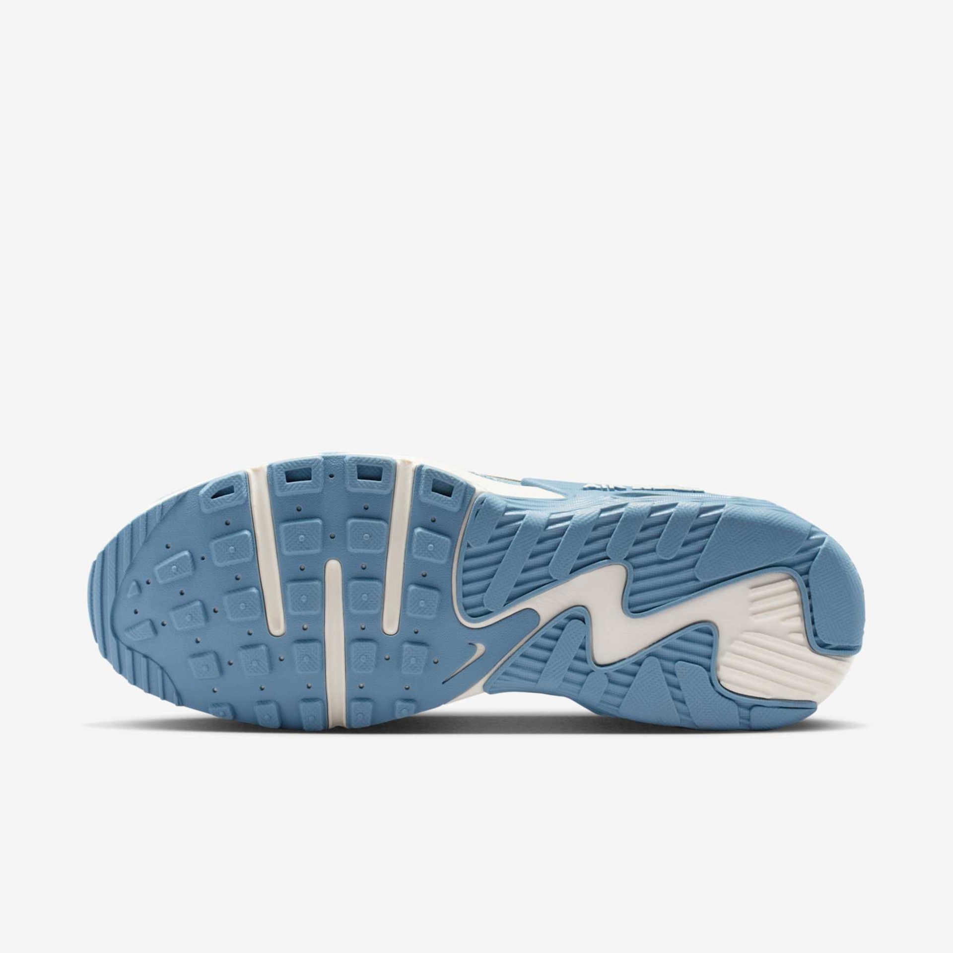 Tênis Nike Air Max Excee Feminino - Foto 2