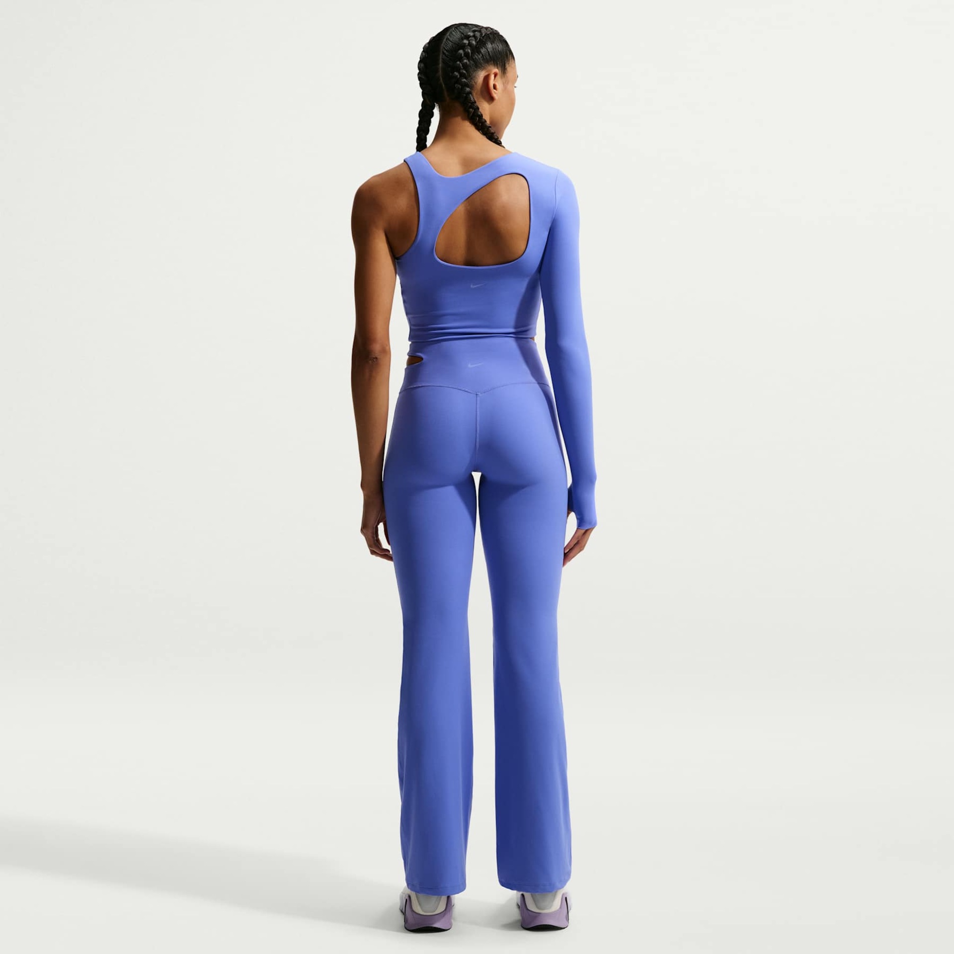 Calça Dri-FIT Nike Zenvy Flare Feminina - Foto 5