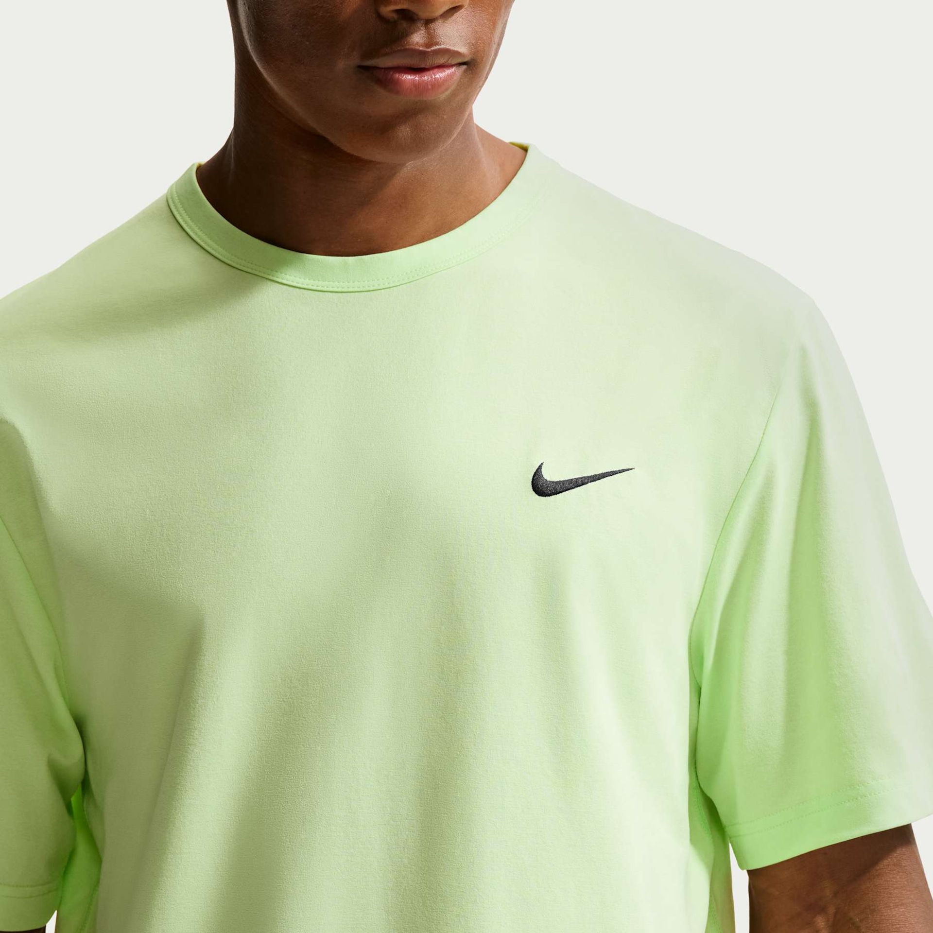 Camiseta Dri-FIT Nike Hyverse Masculina - Foto 3