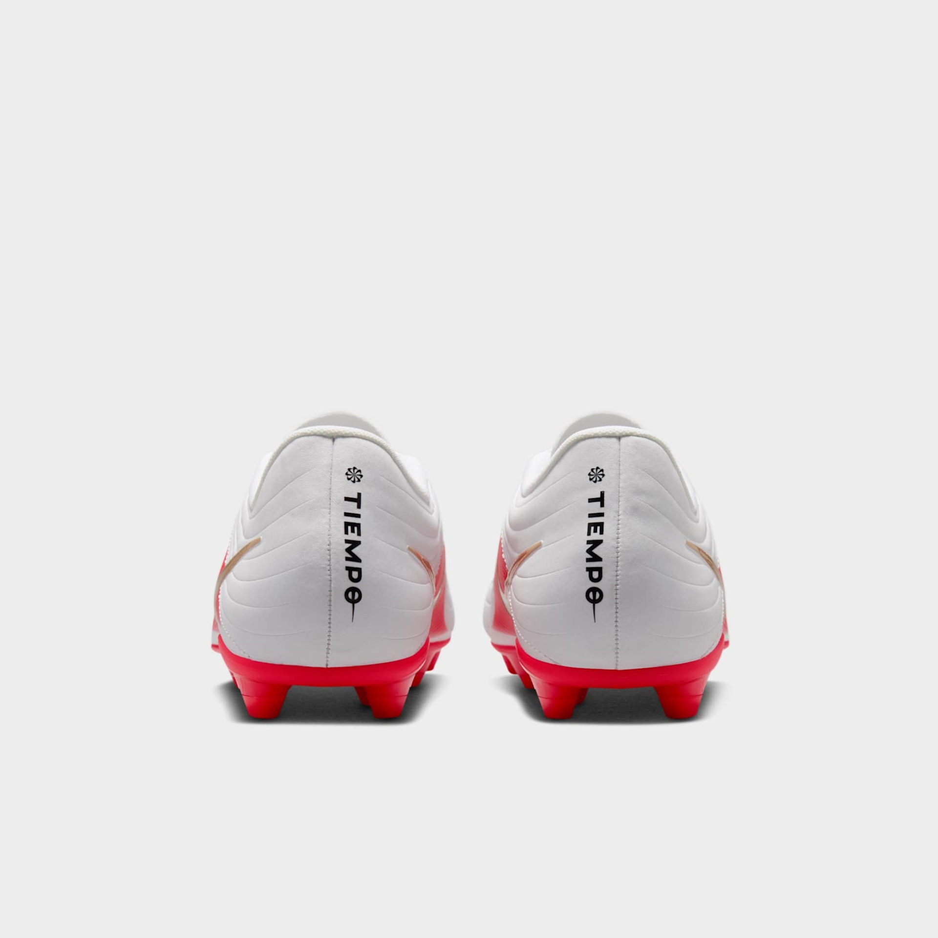 Chuteira Campo Nike Tiempo Maestro Club Low - Foto 6