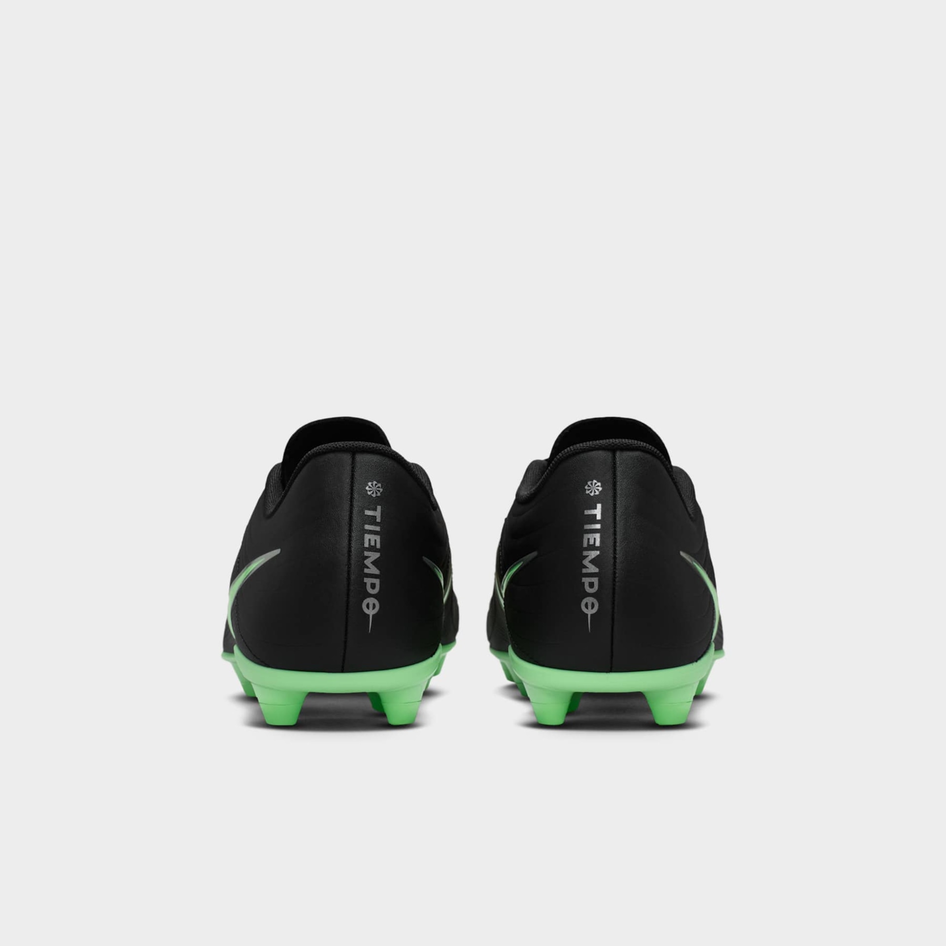 Chuteira Campo Nike Tiempo Maestro Club Low - Foto 6