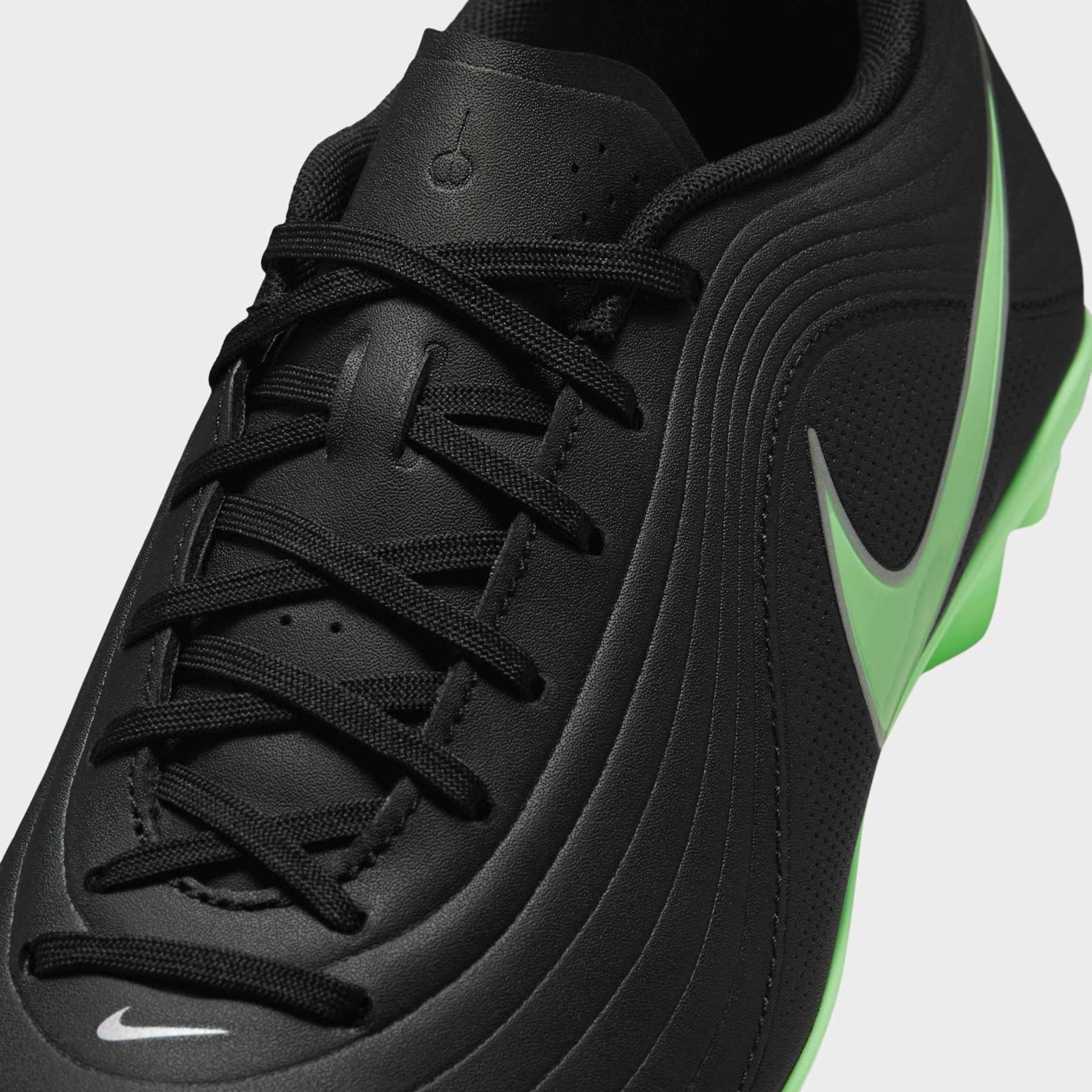Chuteira Campo Nike Tiempo Maestro Club Low - Foto 8
