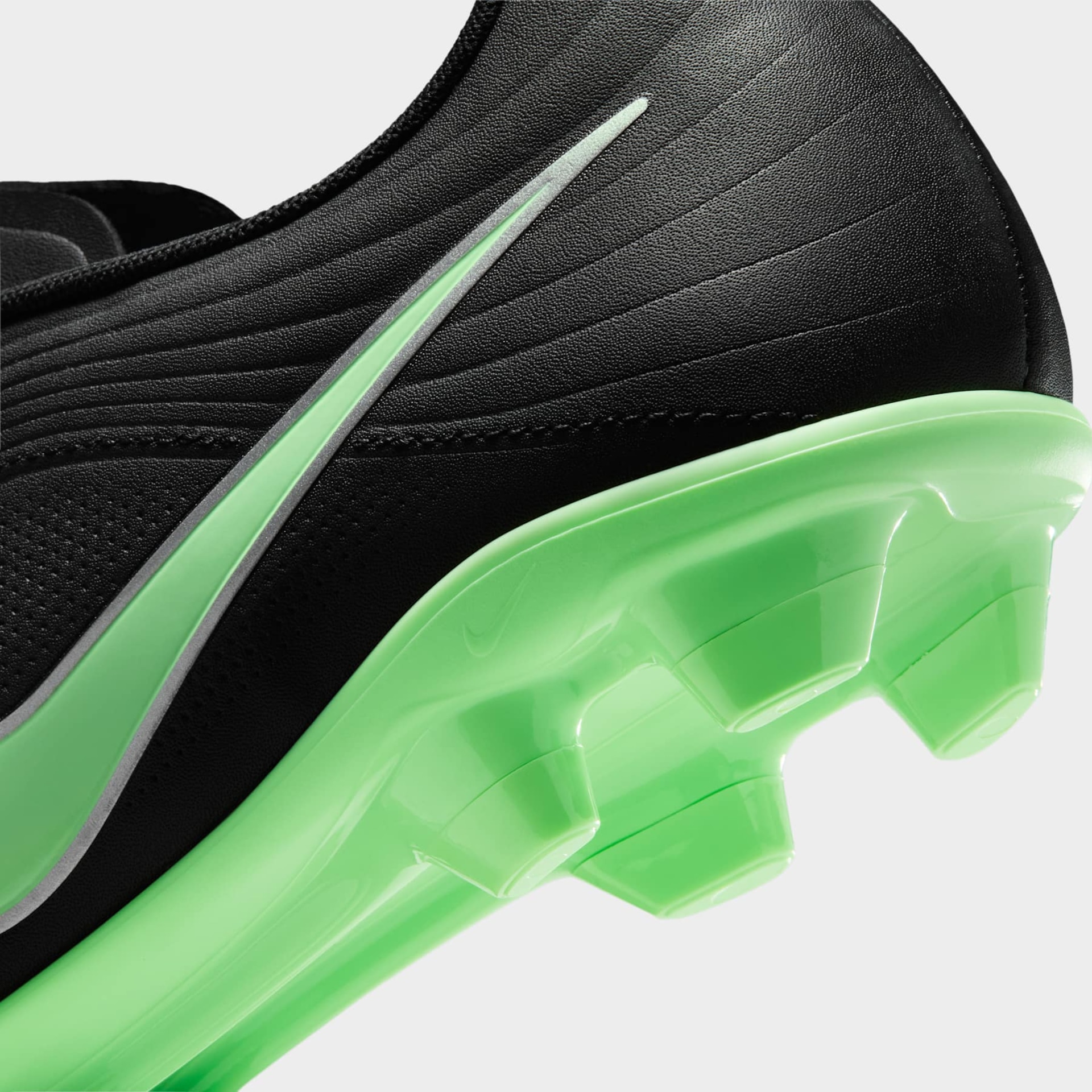 Chuteira Campo Nike Tiempo Maestro Club Low - Foto 9