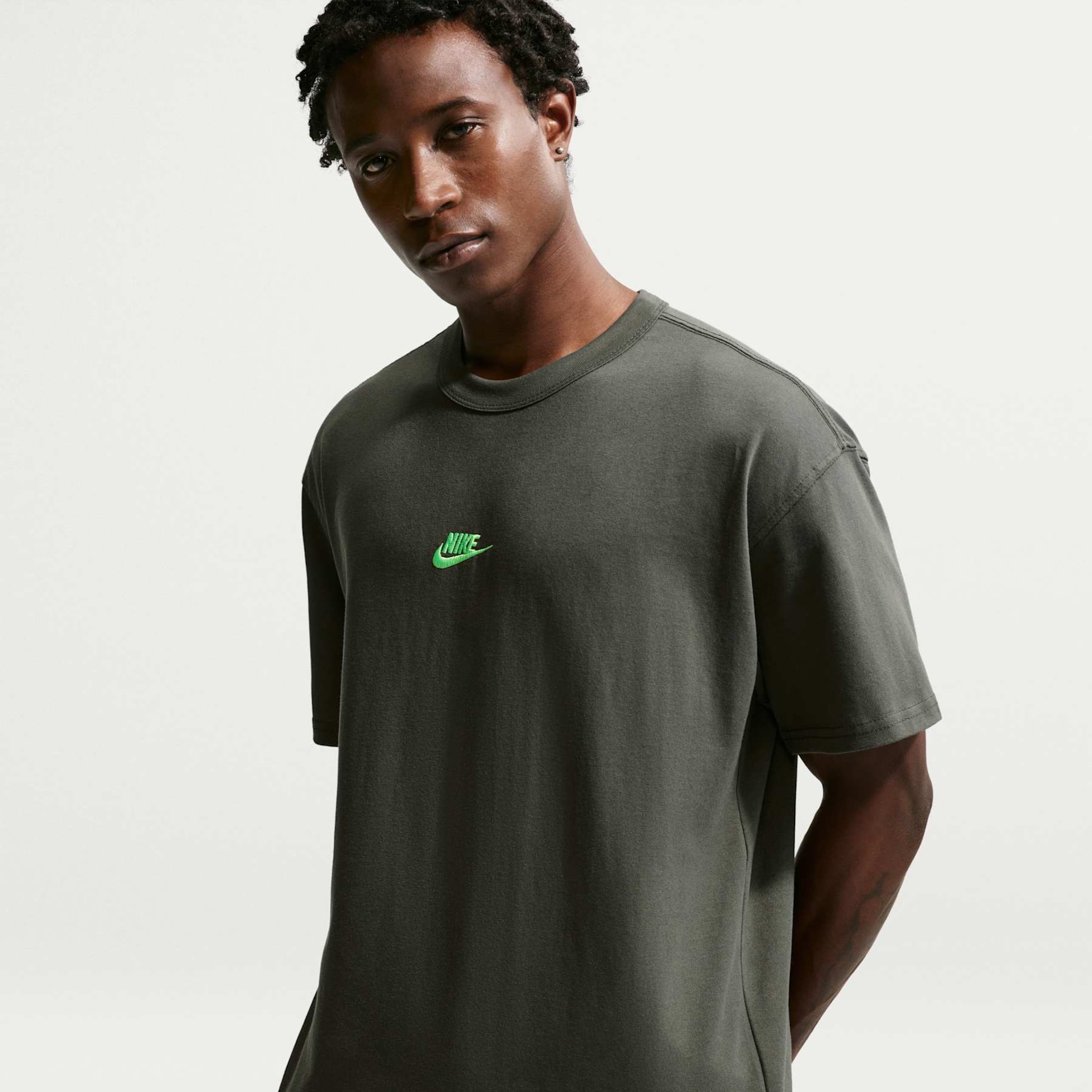 Imagem principal de Camiseta Nike Sportswear Premium Essentials Masculina
