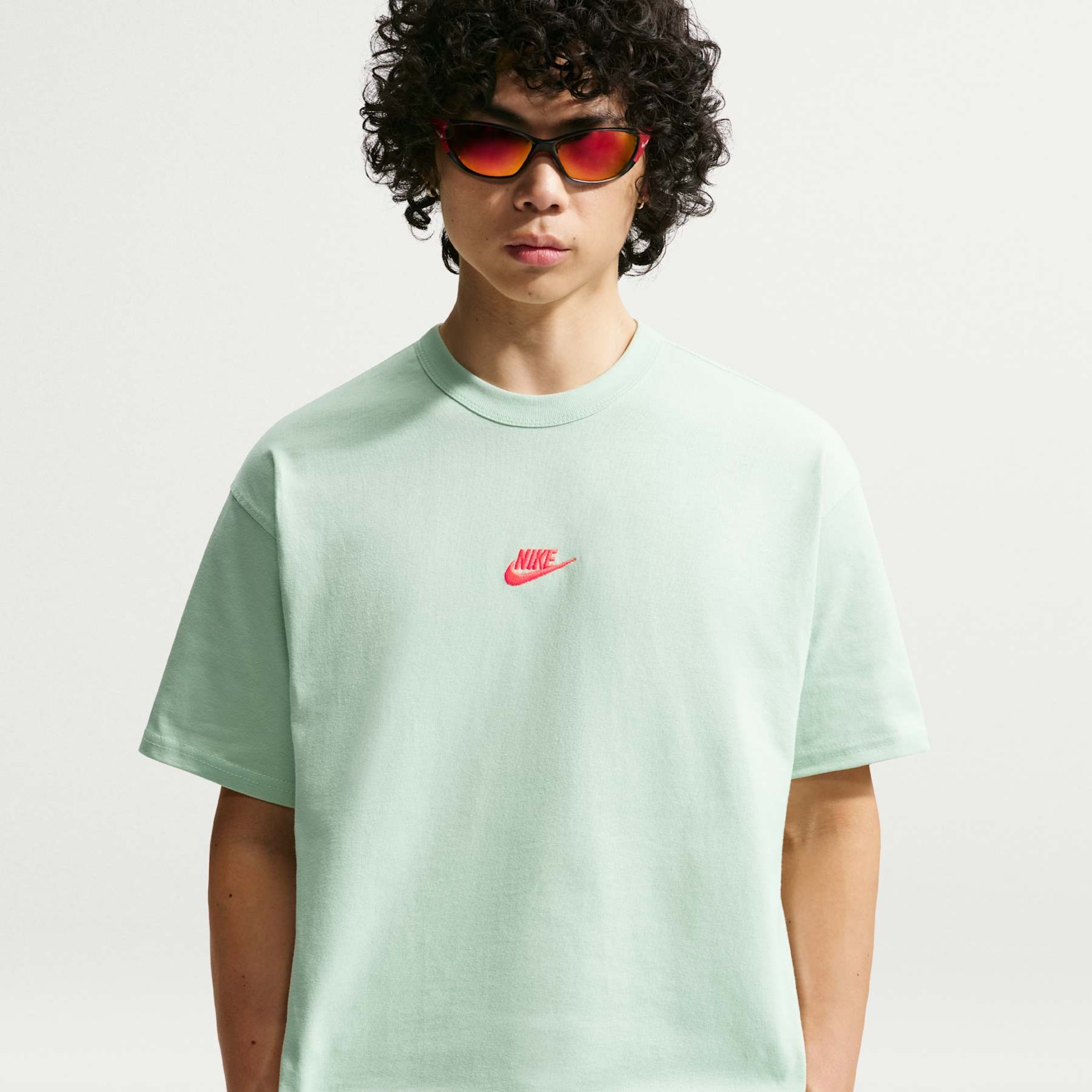Imagem principal de Camiseta Nike Sportswear Premium Essentials Masculina