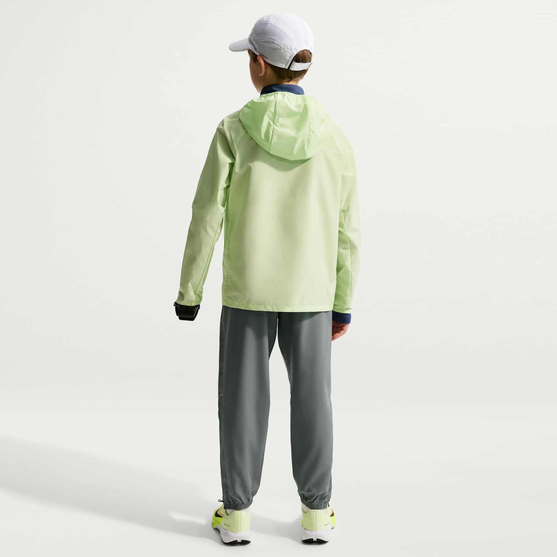 Calça Dri-FIT Nike Miler Woven Infantil - Foto 5