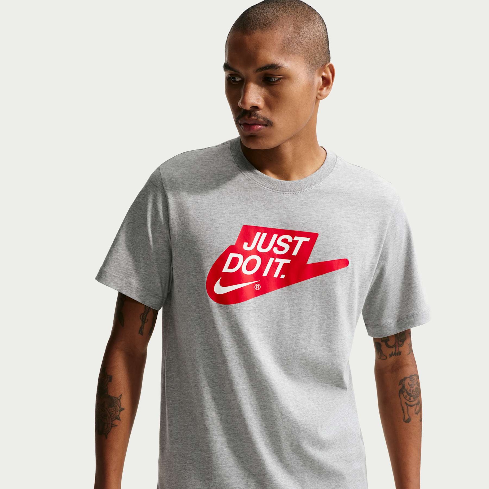 Camiseta Nike Sportswear JDI Masculina - Foto 1