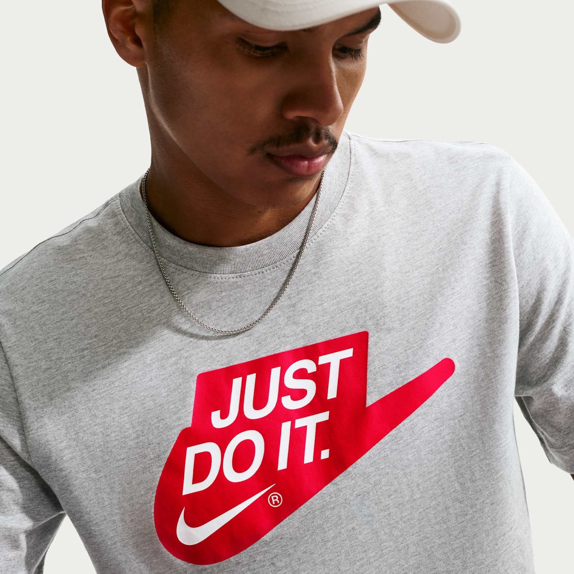Camiseta Nike Sportswear JDI Masculina - Foto 3