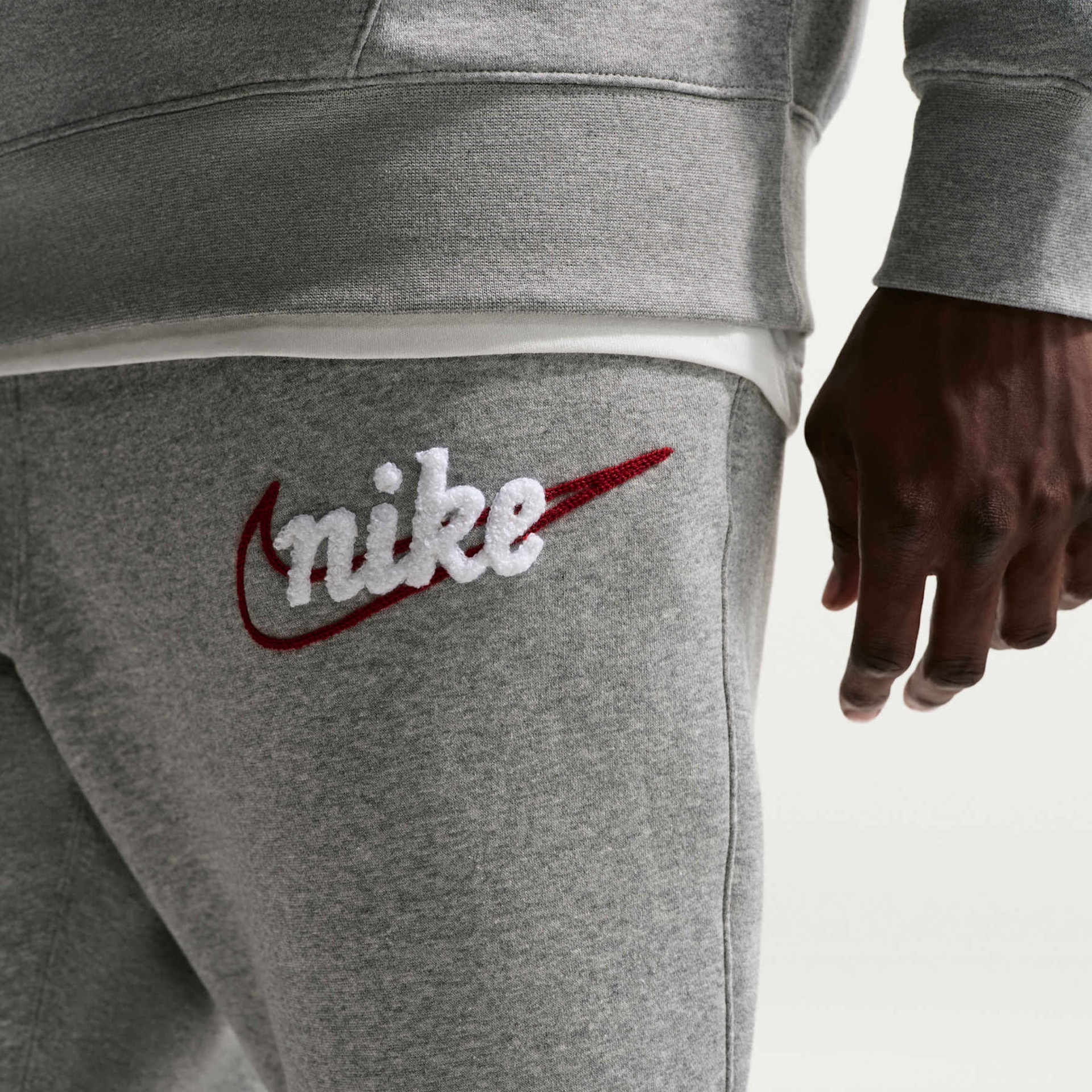 Calça Jogger Nike Club Basquete Masculina - Foto 10