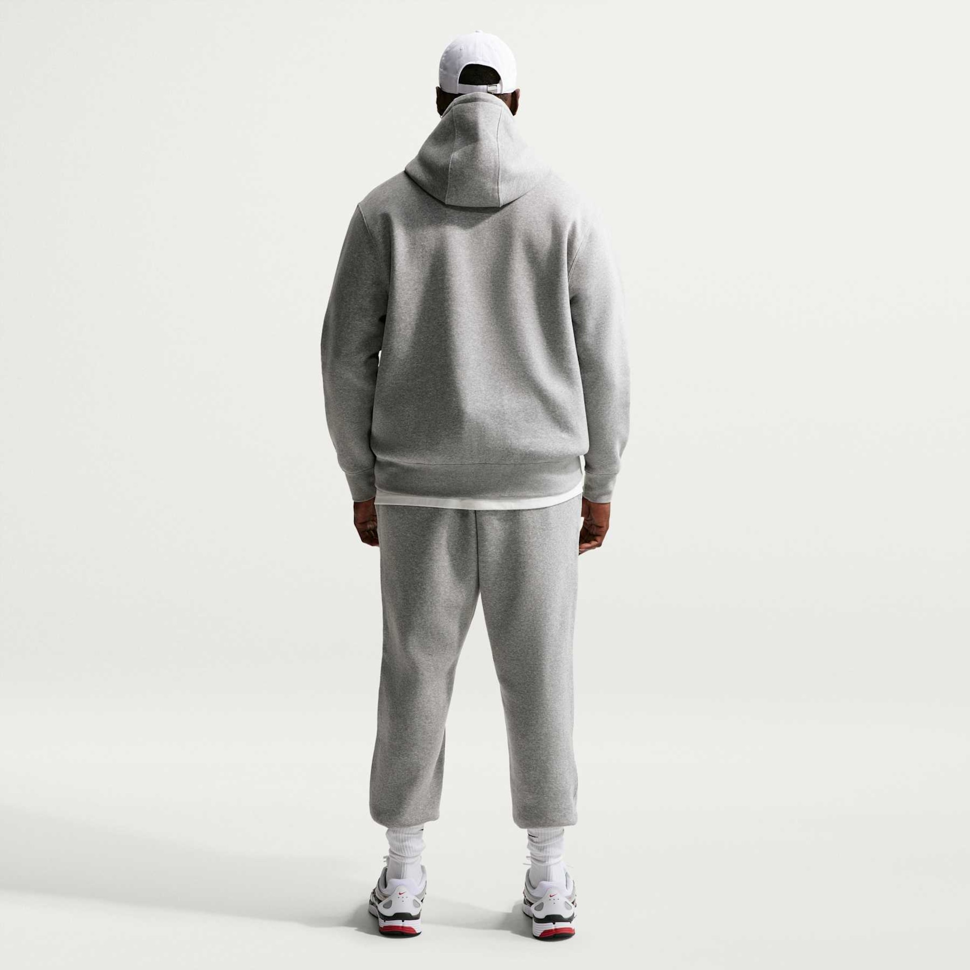 Calça Jogger Nike Club Basquete Masculina - Foto 2