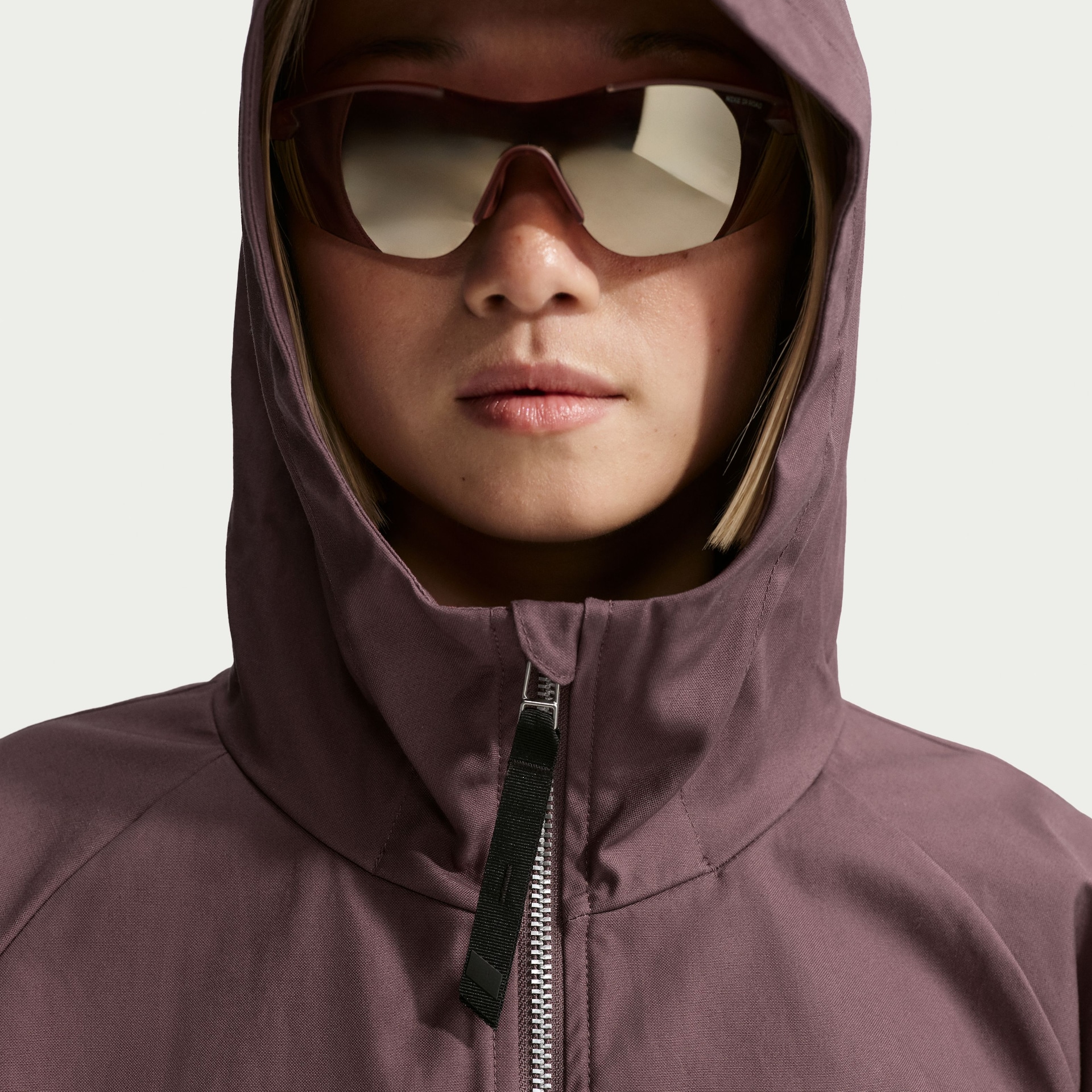 Jaqueta Nike Rain Runner Lite Feminina - Foto 2