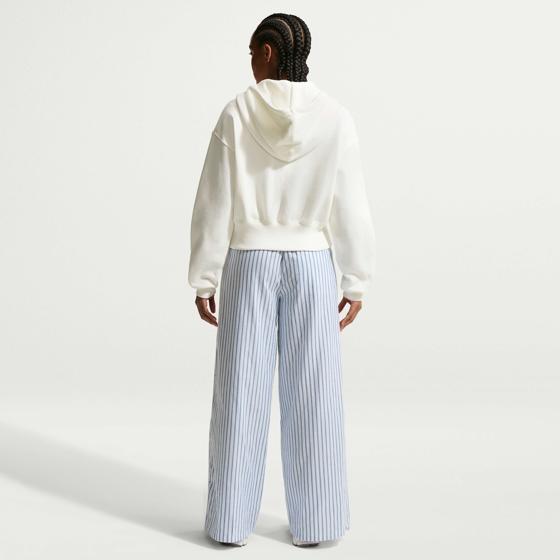 Calça Nike Sportswear Woven Stripe Feminina - Foto 5