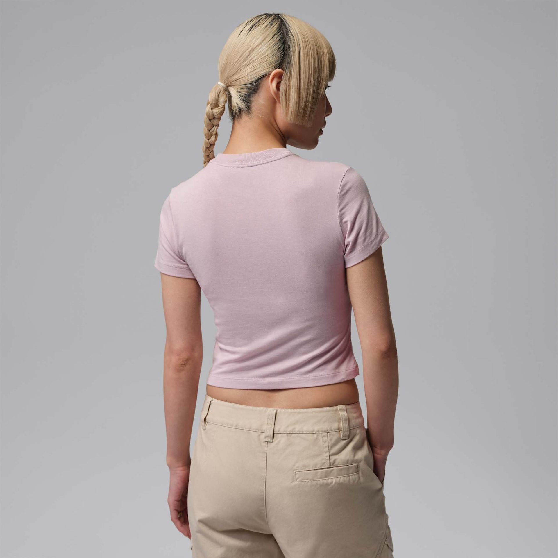 Camiseta Jordan Brooklyn Essentials Feminina - Foto 2