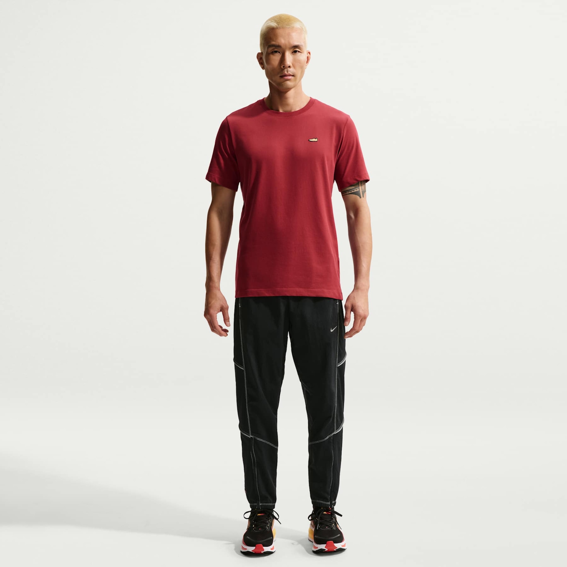 Camiseta Dri-FIT Nike Run Energy Masculina - Foto 4
