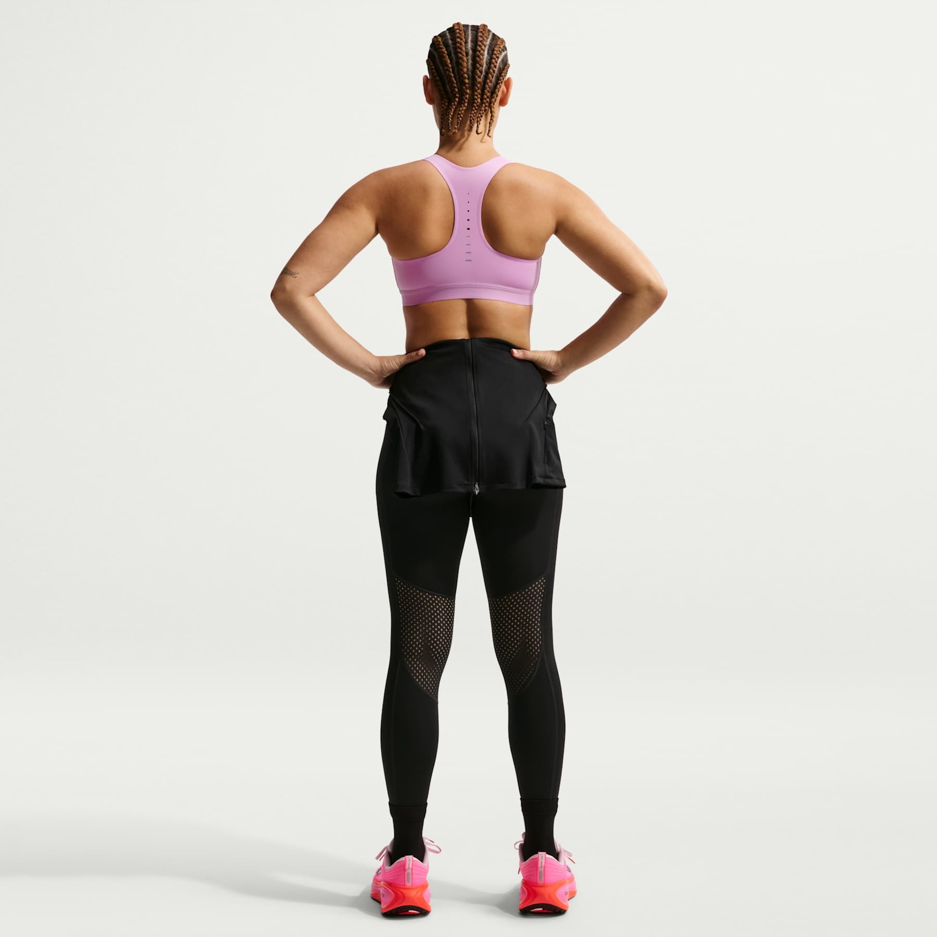 Top Nike Swift Feminino - Foto 5