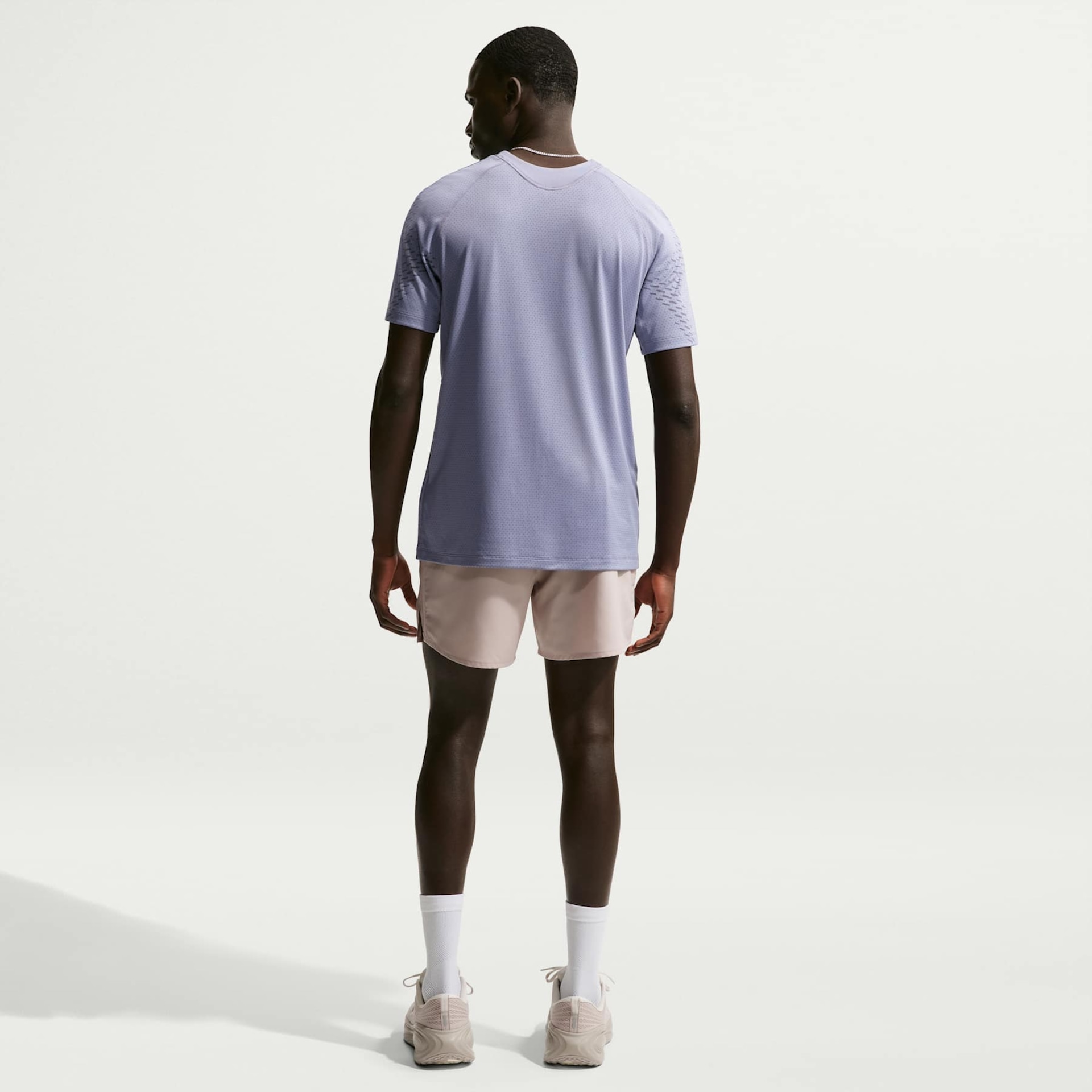 Camiseta Dri-Fit Nike Stride ADV Masculina - Foto 5