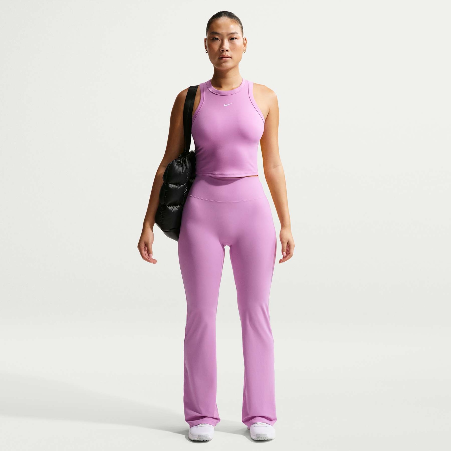 Imagem principal de Calça Dri-FIT Nike Zenvy Flare Feminina