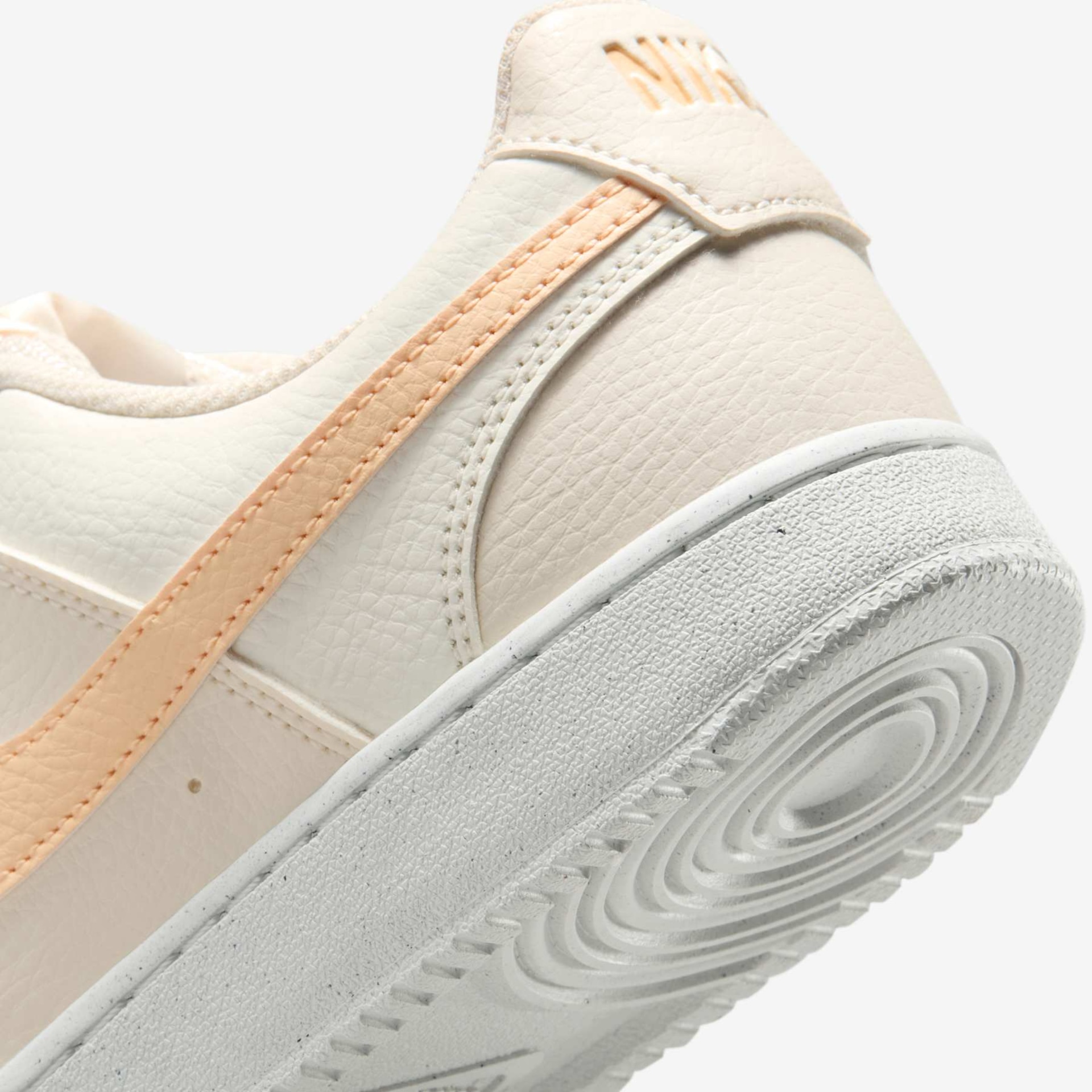 Tênis Nike Air Max Nuaxis Feminino - Foto 8