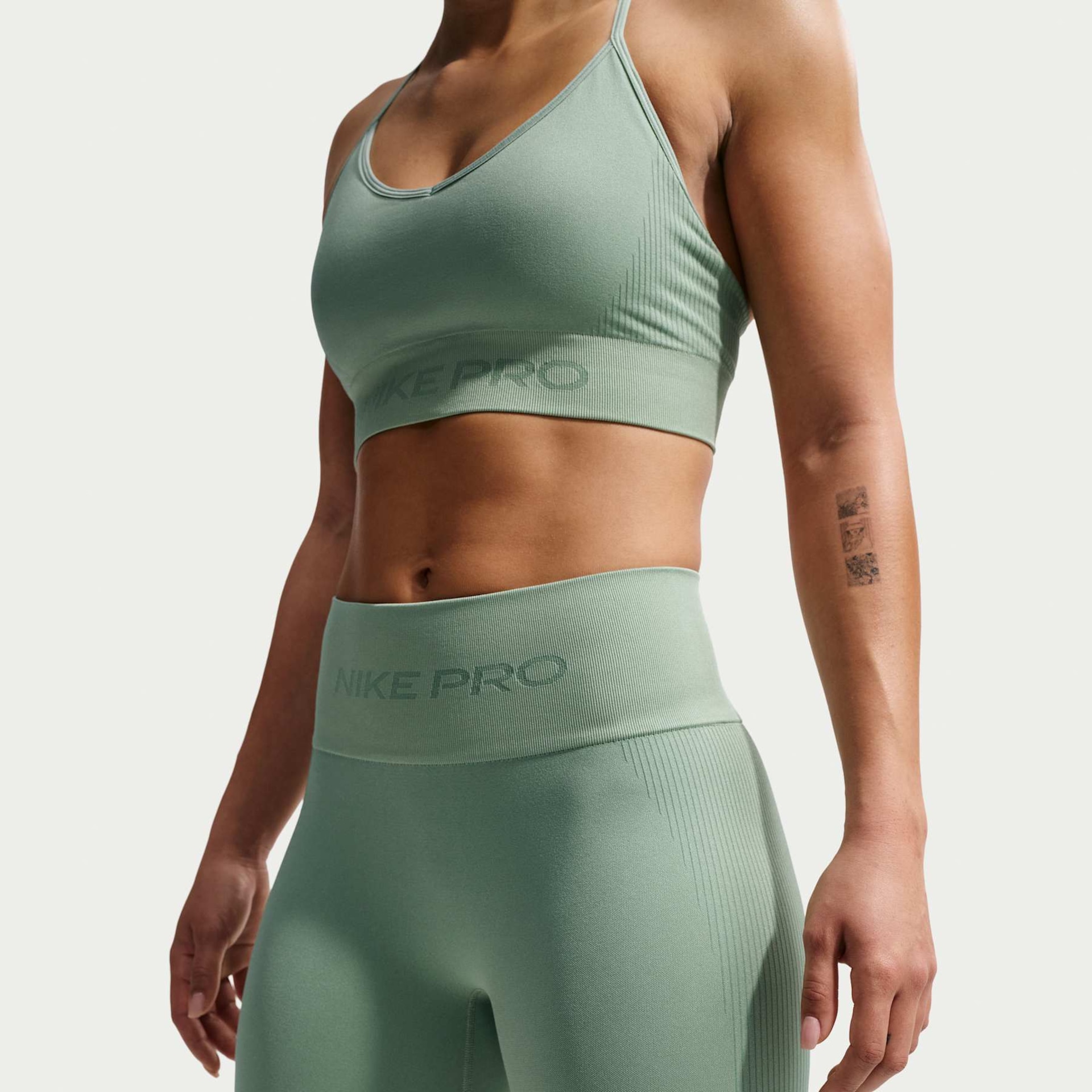 Shorts Dri-FIT Nike Pro Seamless Feminino - Foto 2