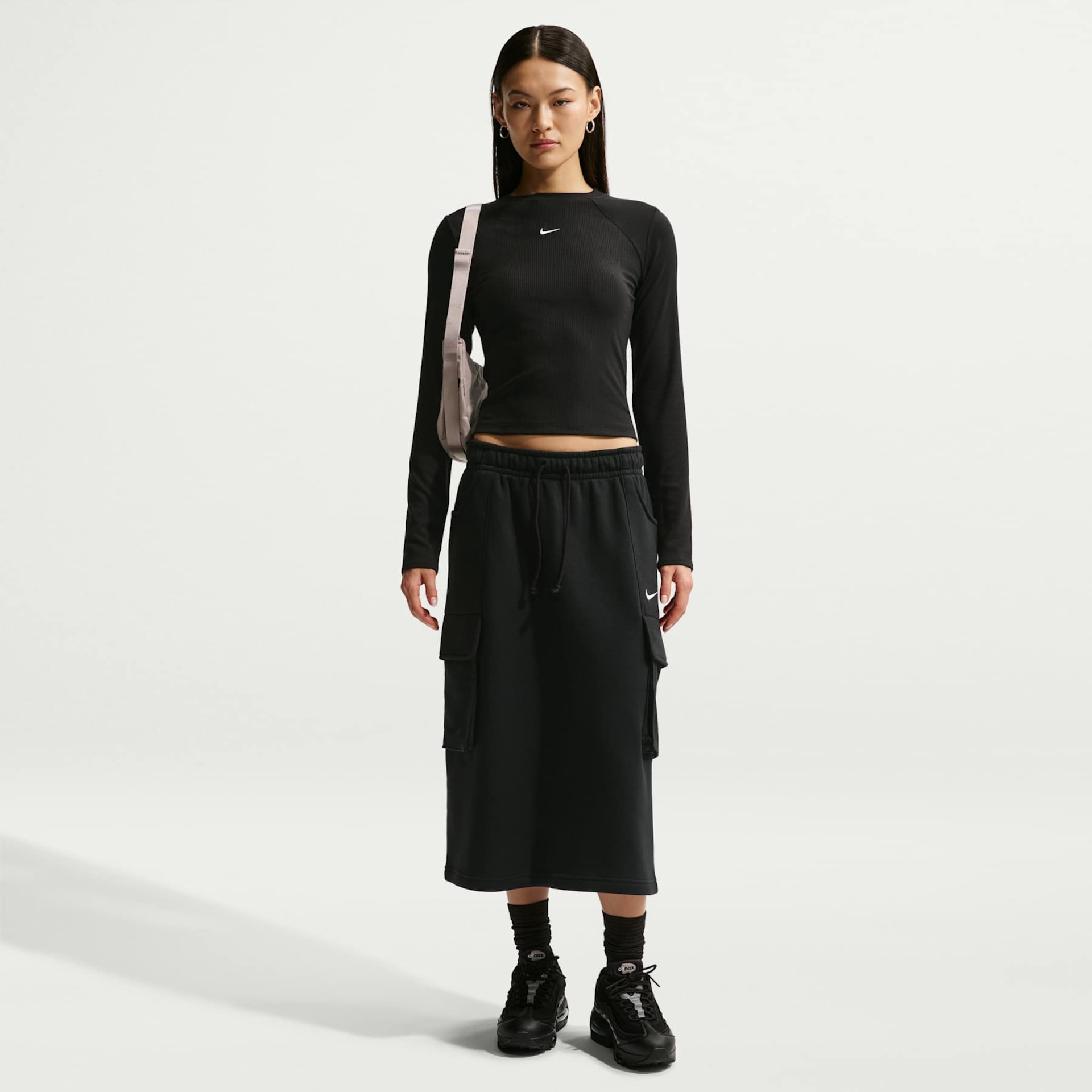 Camiseta Nike Sportswear Chill Knit Manga Longa Feminina - Foto 4