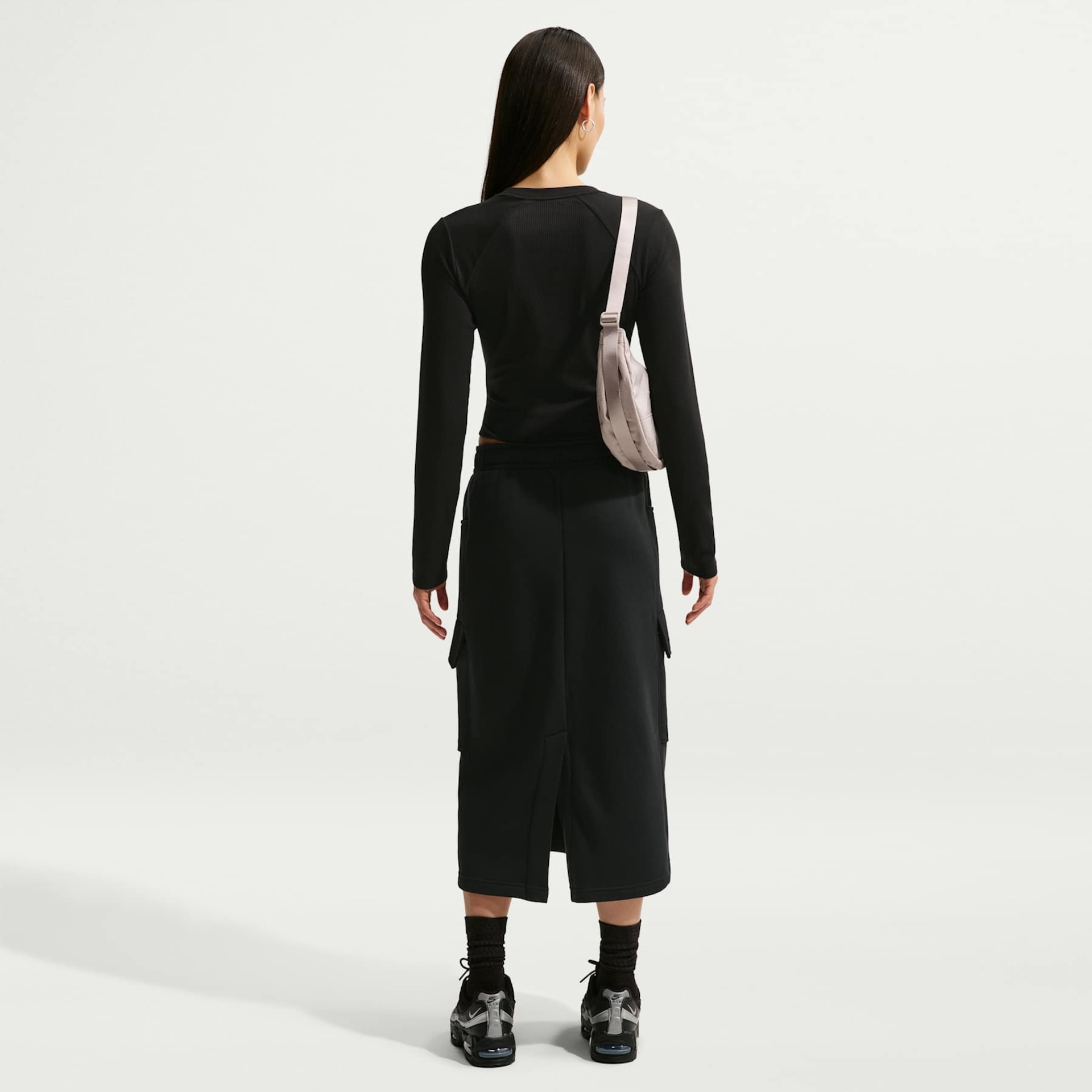 Camiseta Nike Sportswear Chill Knit Manga Longa Feminina - Foto 5