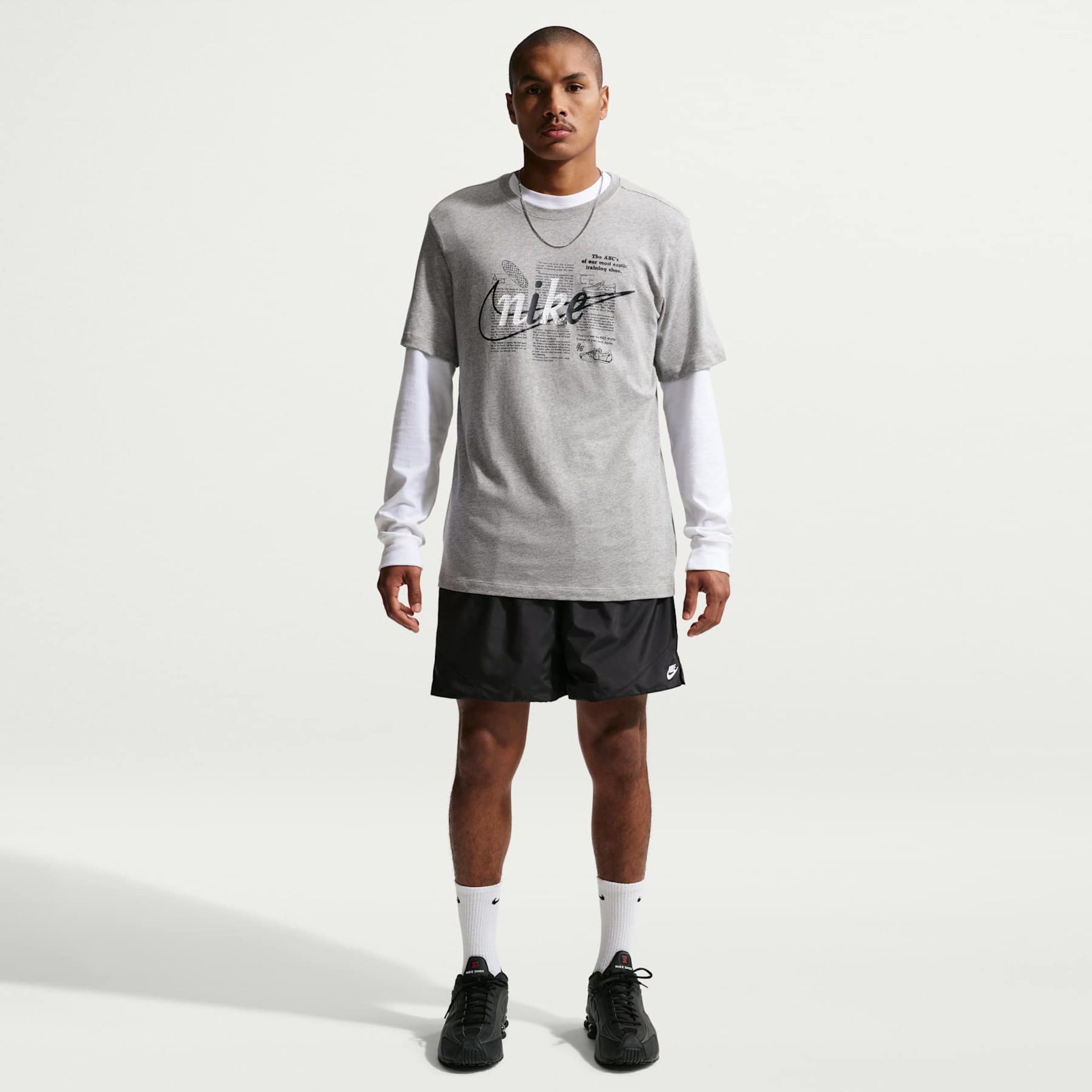 Camiseta Nike Sportswear Celebrate Masculina - Foto 4