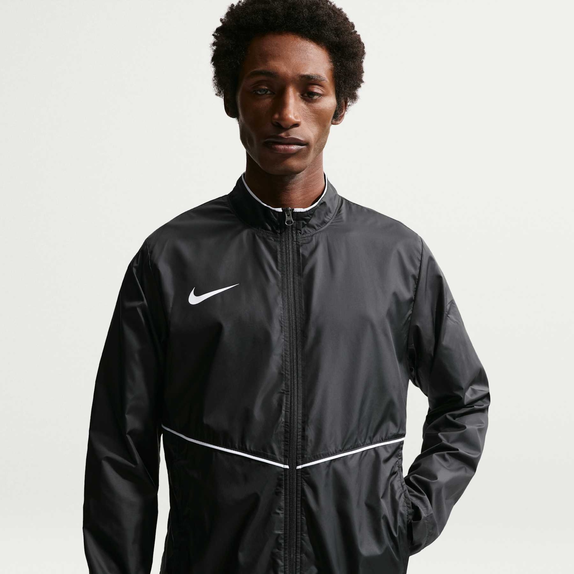 Imagem principal de Jaqueta Nike Park 26 Impermeável Masculina
