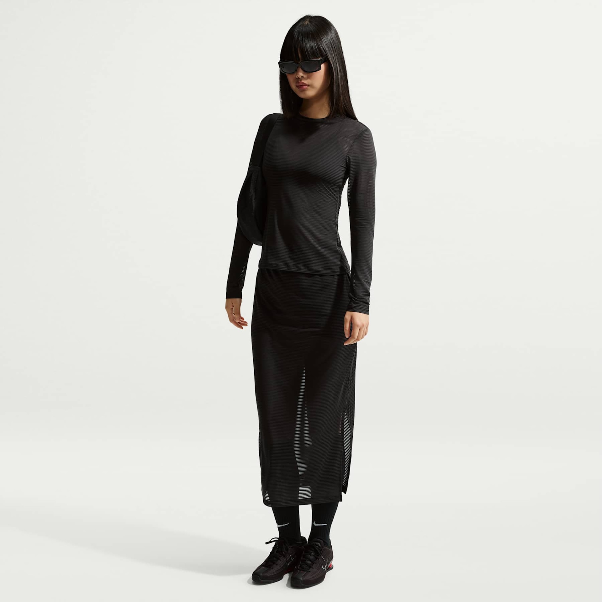 Camiseta Nike Sportswear Sheer Manga Longa Feminina - Foto 4