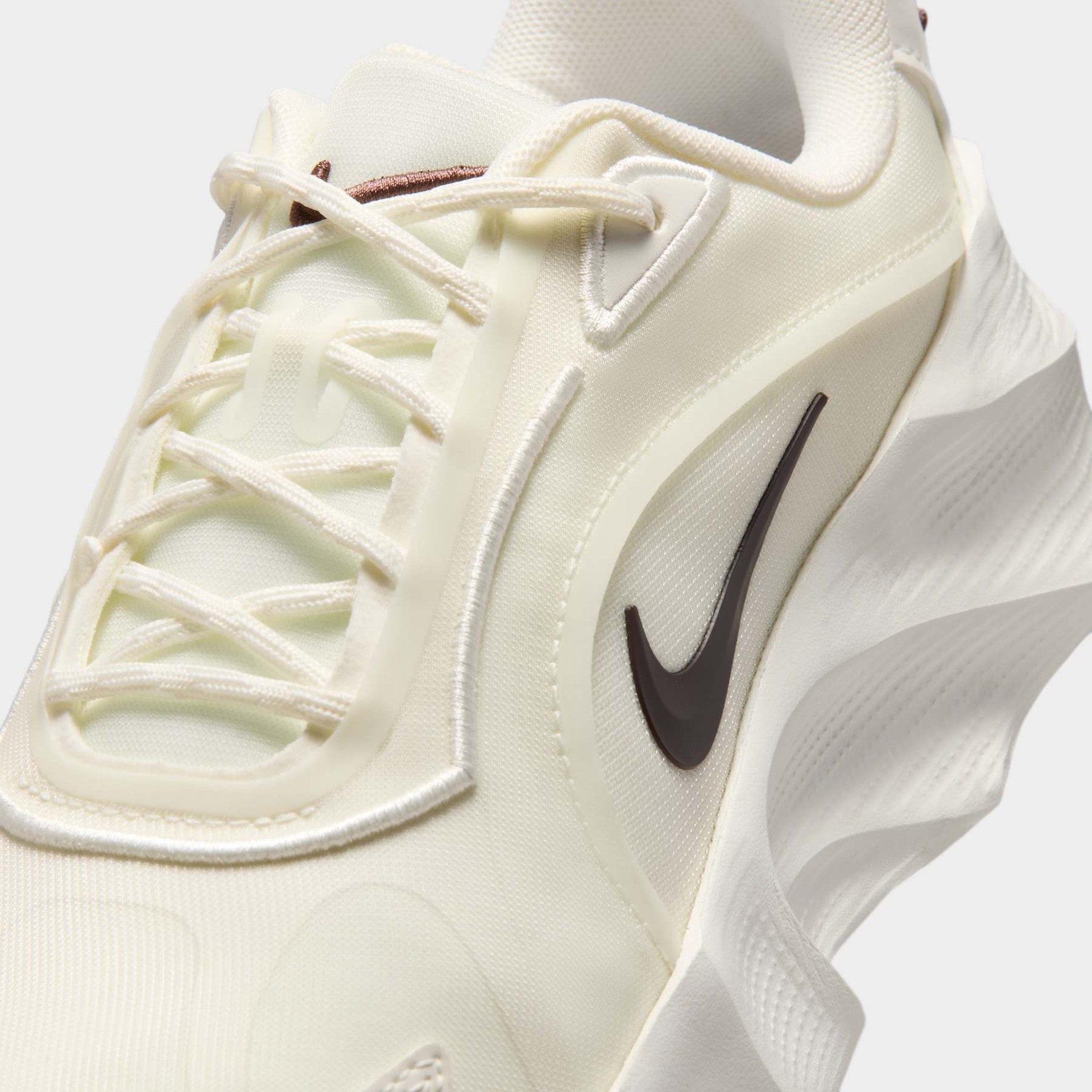 Tênis Nike Aura Edge Feminino - Foto 7