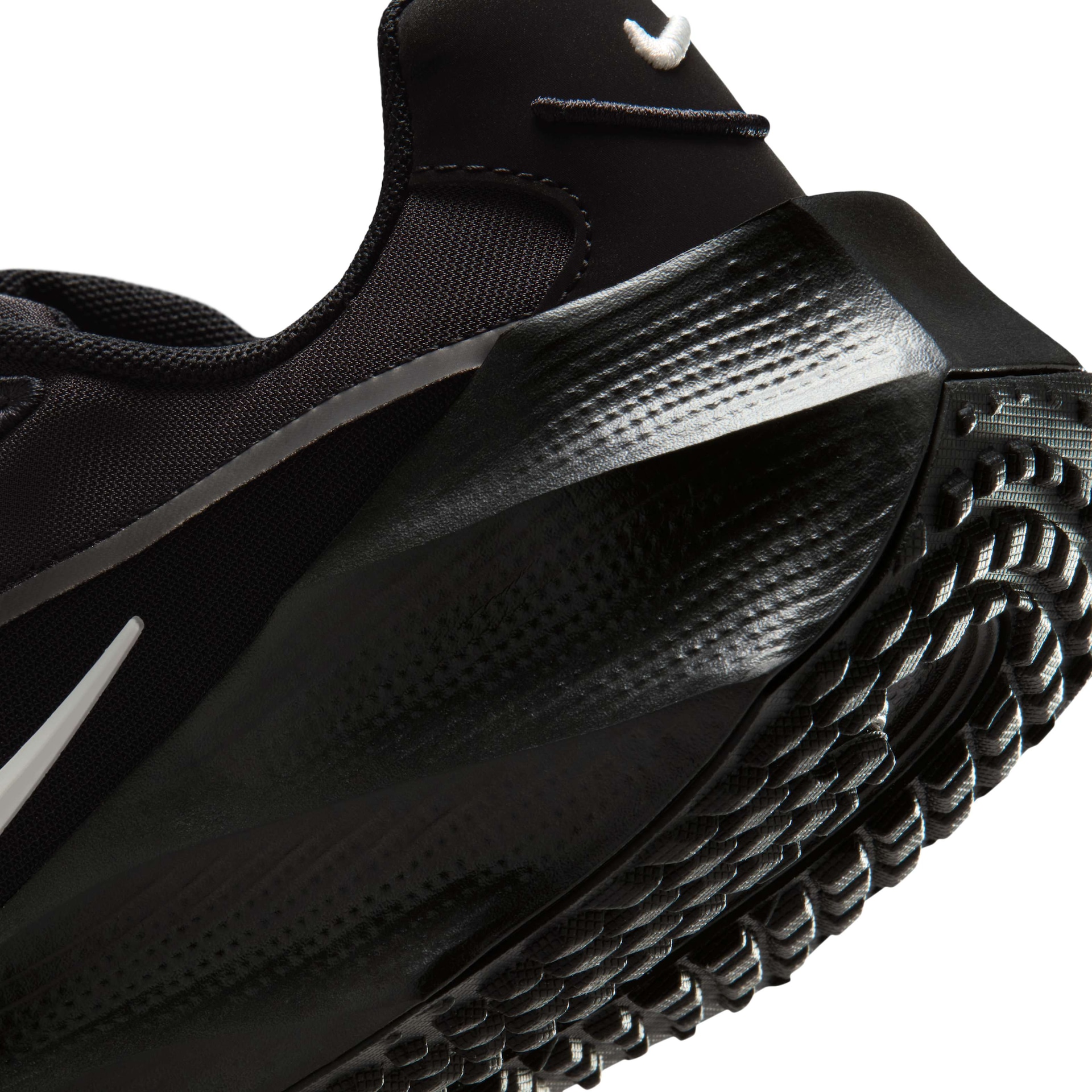 Tênis Nike Aura Edge Feminino - Foto 8