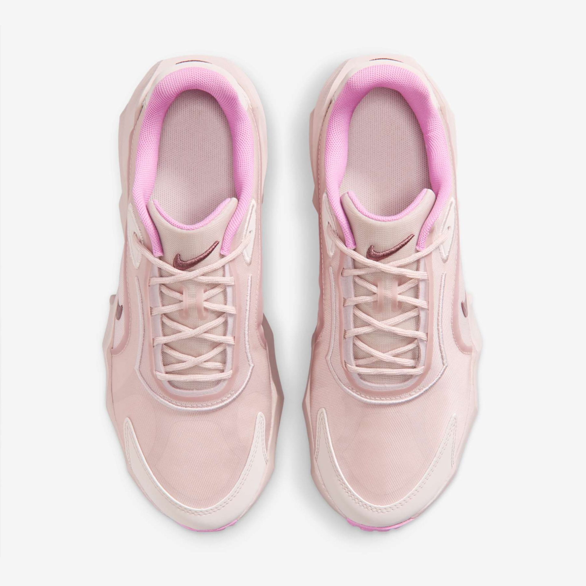 Tênis Nike Aura Edge Feminino - Foto 4