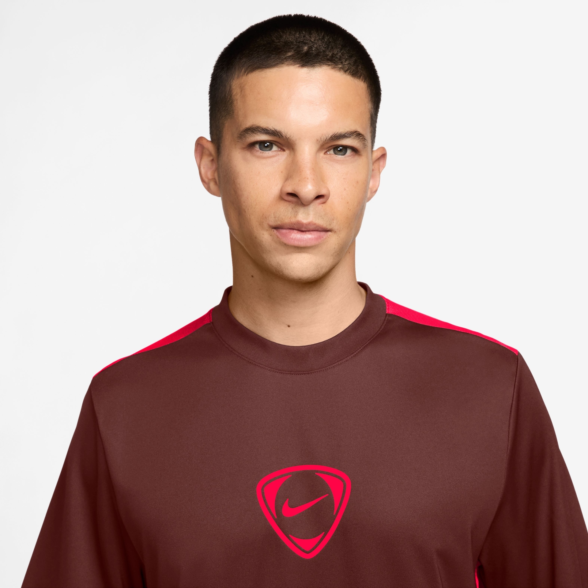 Camiseta Dri-FIT Nike Academy+ Masculina - Foto 2