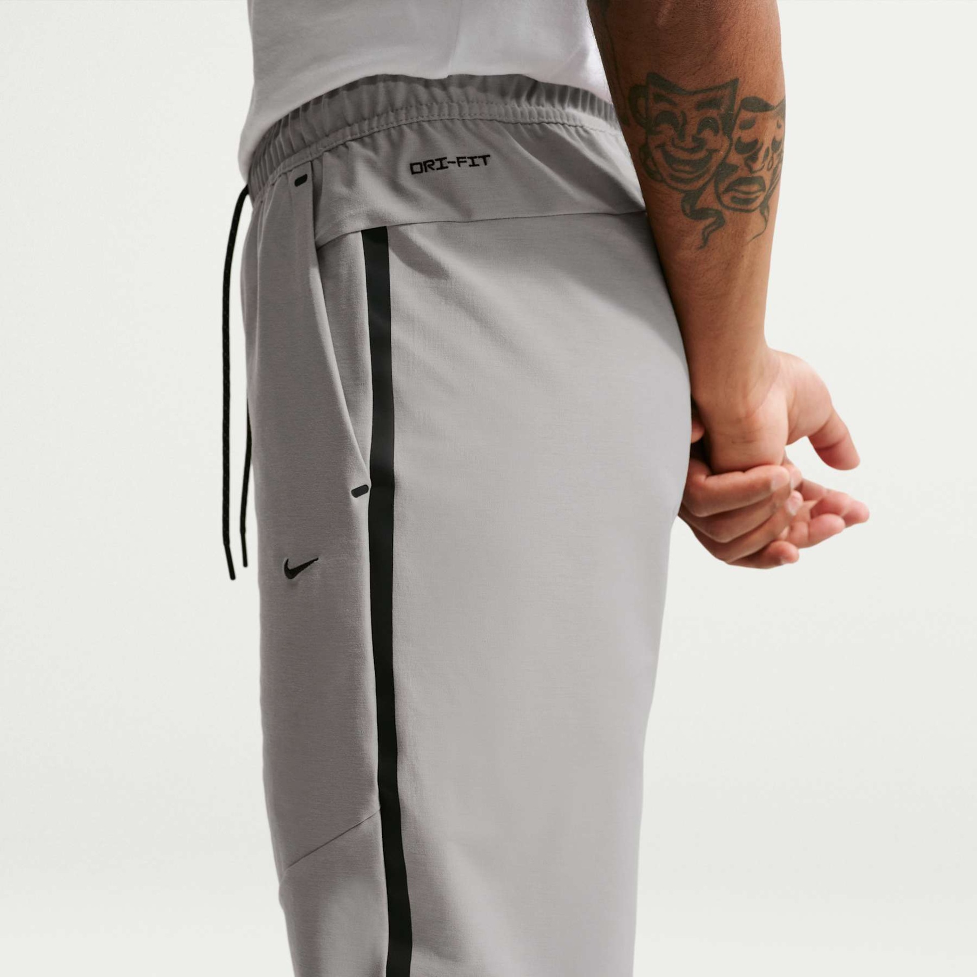 Calça Nike Tech Shori Knit Drill Masculina - Foto 6