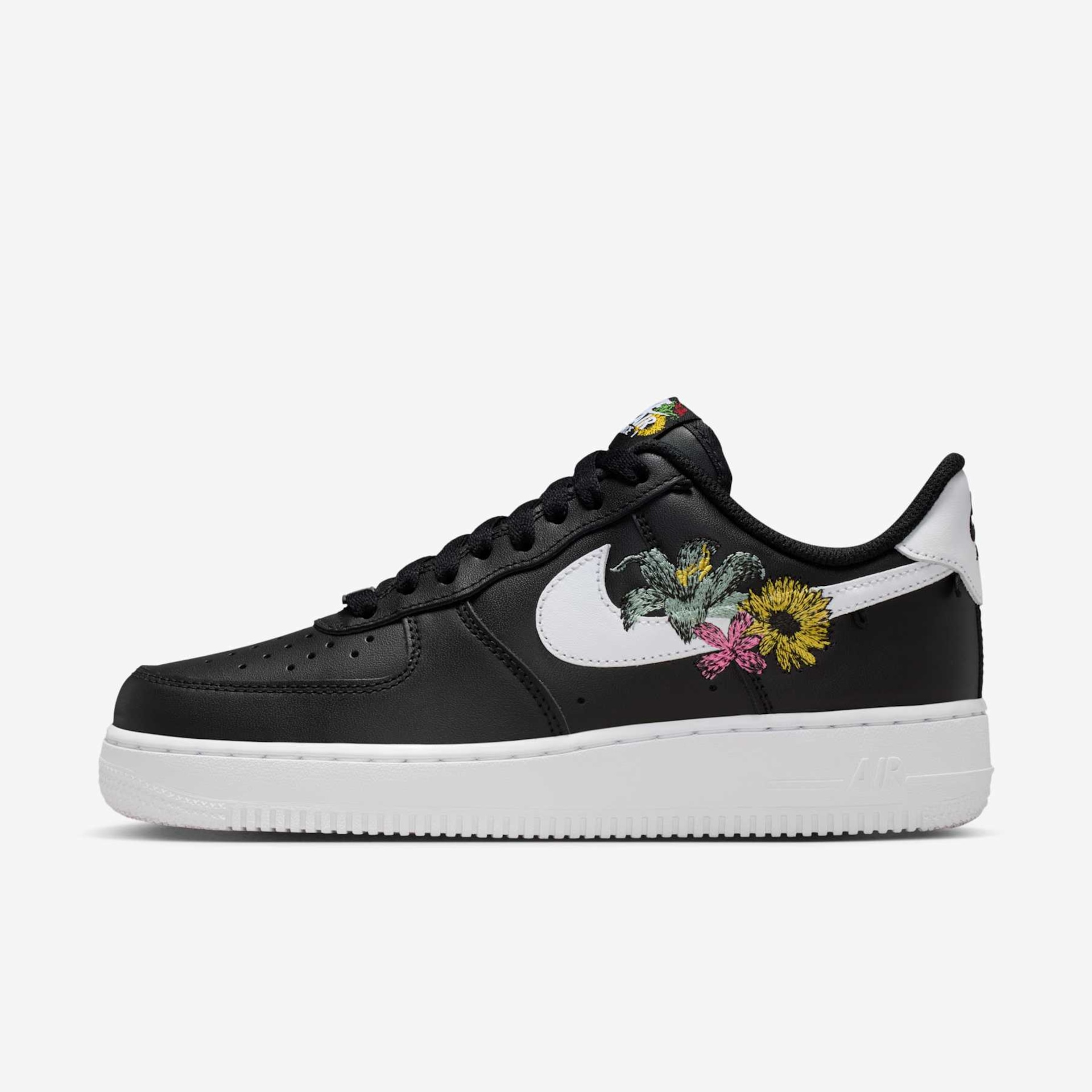Tênis Nike Air Force 1 '07 Premium Feminino - Foto 1