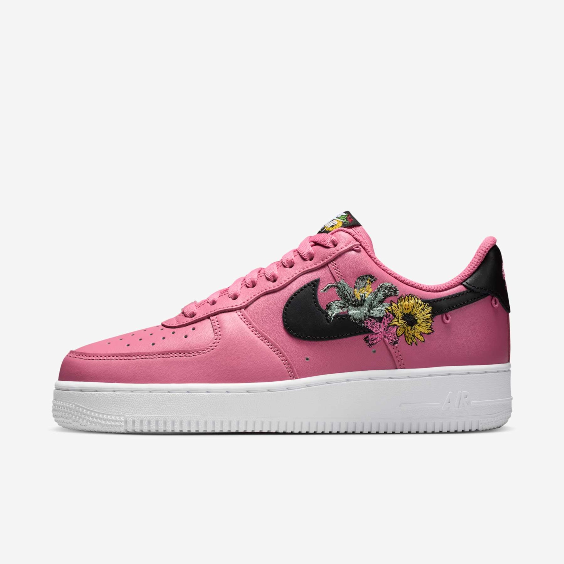 Tênis Nike Air Force 1 '07 Premium Feminino - Foto 1