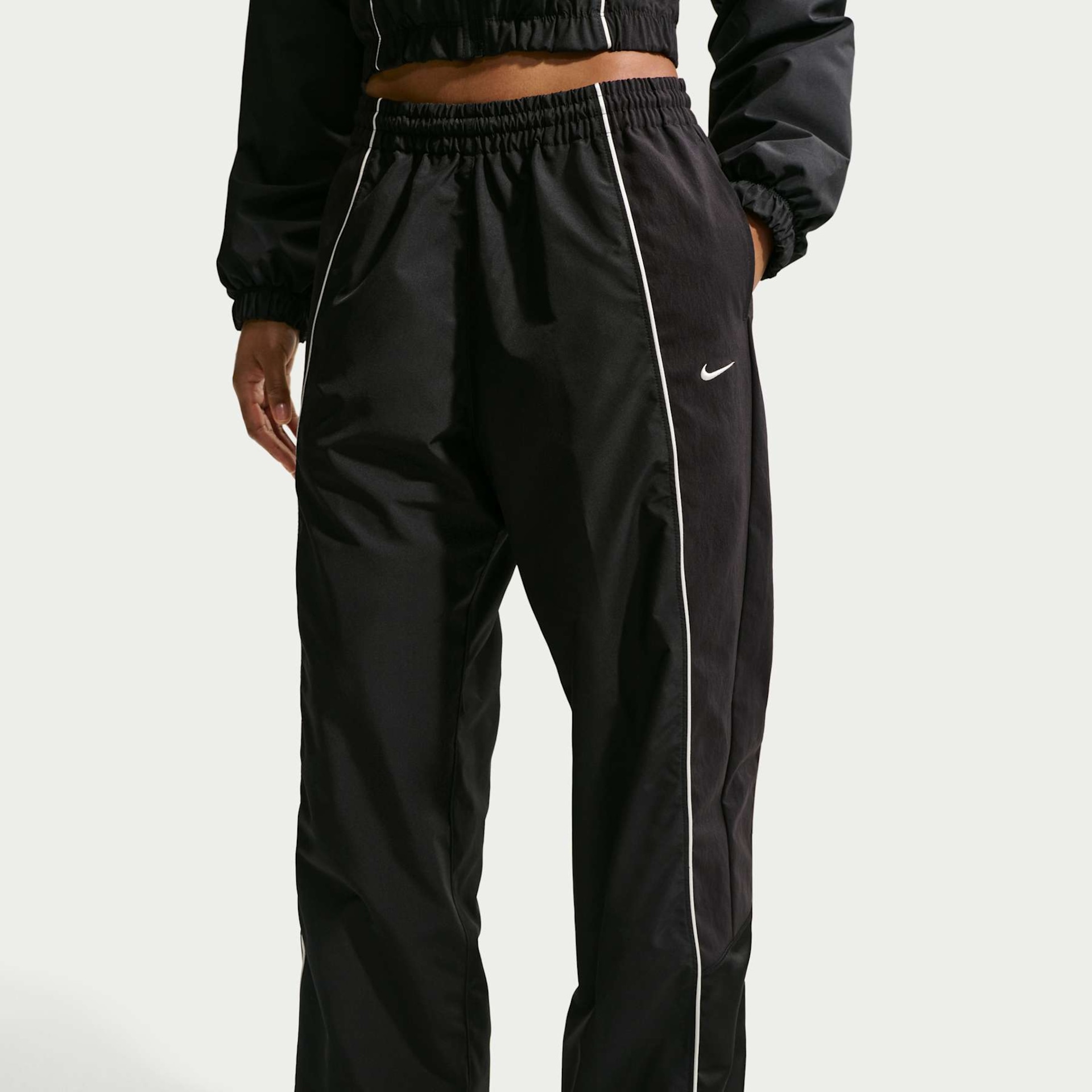 Calça Nike Sportswear Track Feminina - Foto 2