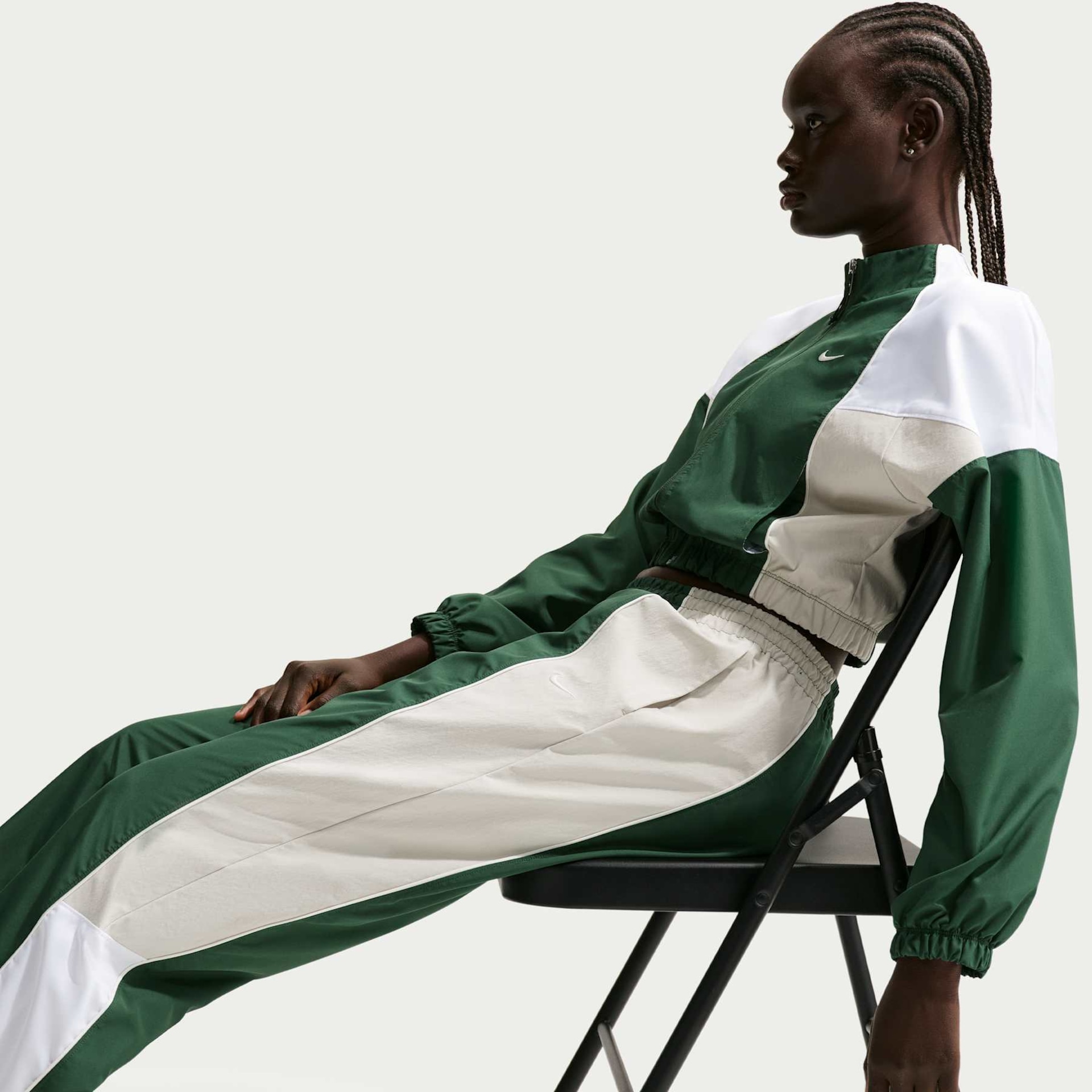 Calça Nike Sportswear Track Feminina - Foto 4