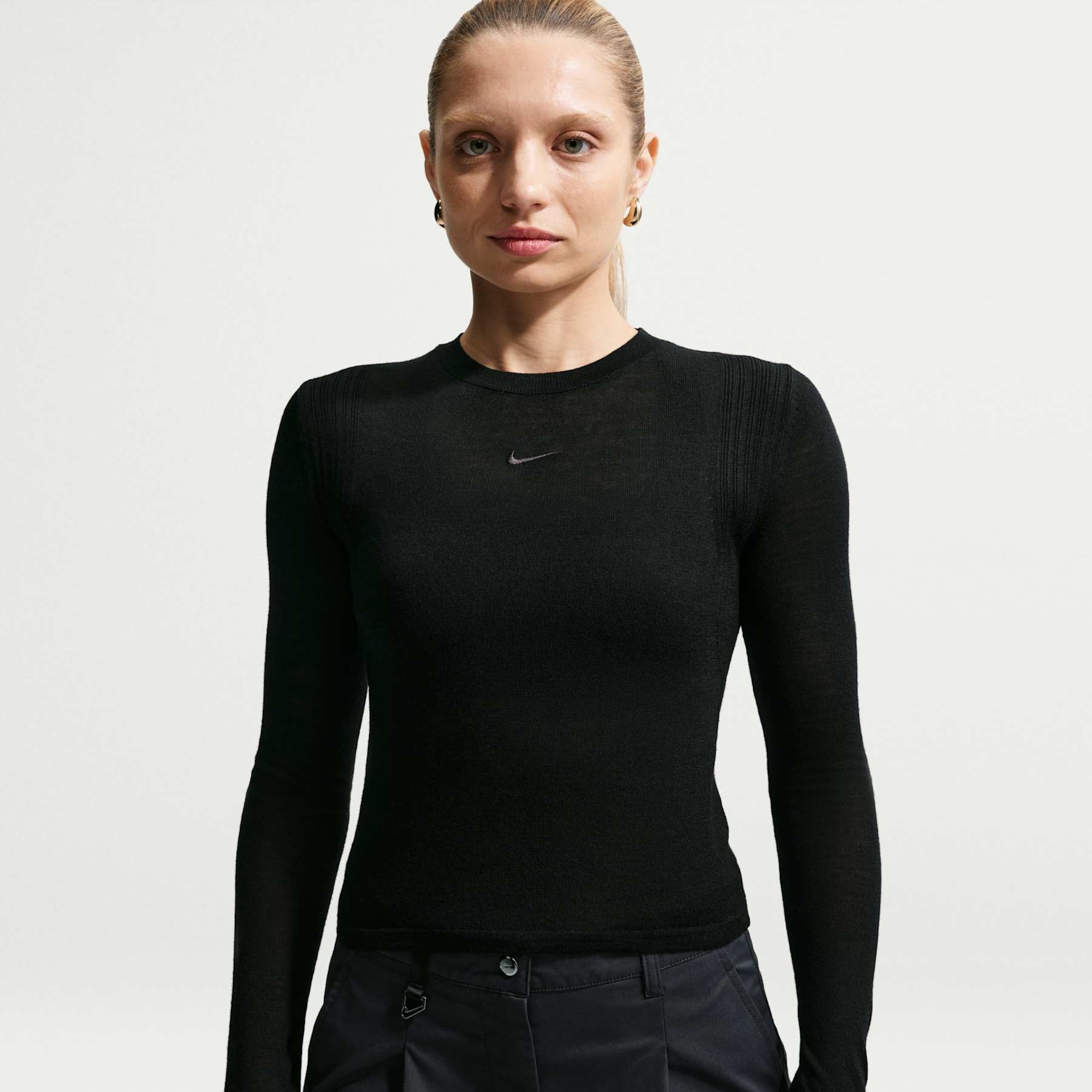 Camiseta Nike Sportswear Manga Longa Feminina - Foto 1