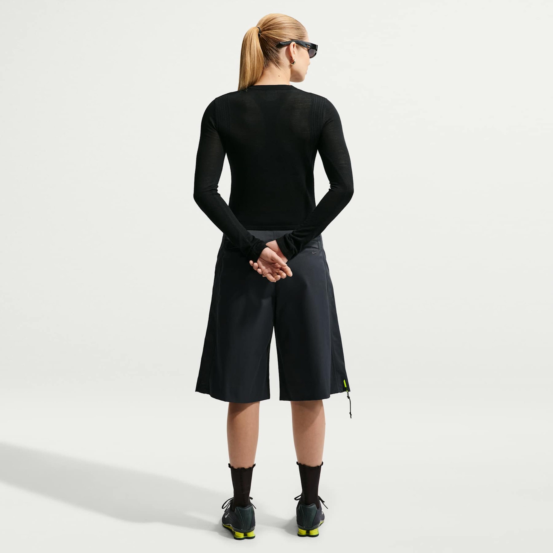 Camiseta Nike Sportswear Manga Longa Feminina - Foto 4