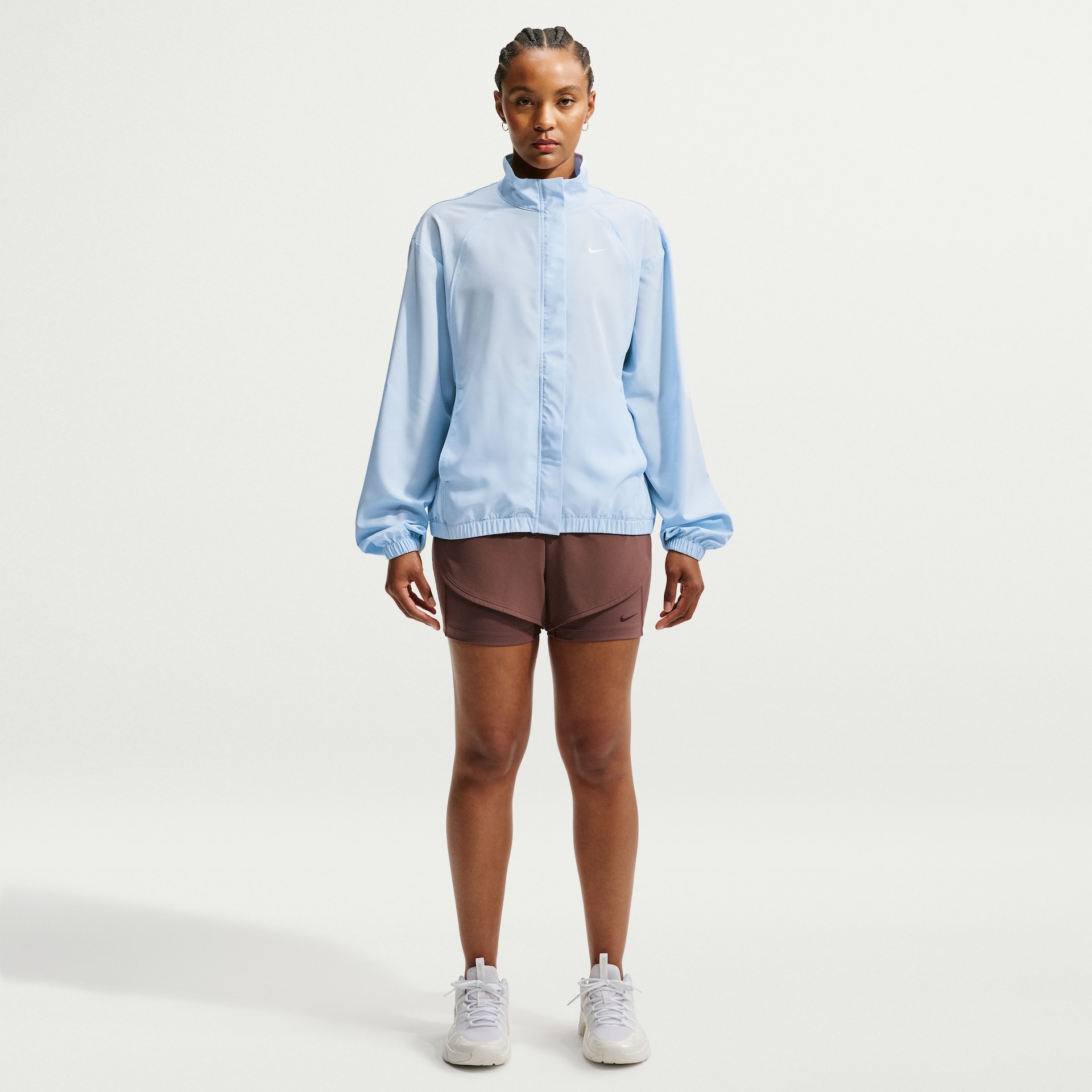 Jaqueta Dri-FIT Nike One Woven Feminina - Foto 3
