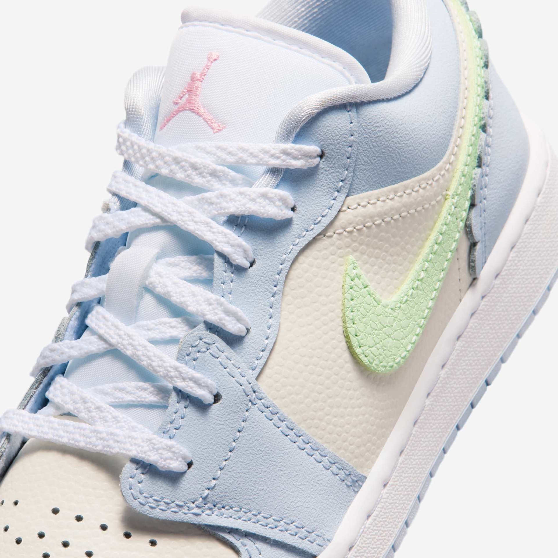 Tênis Air Jordan 1 Low SE Infantil - Foto 7