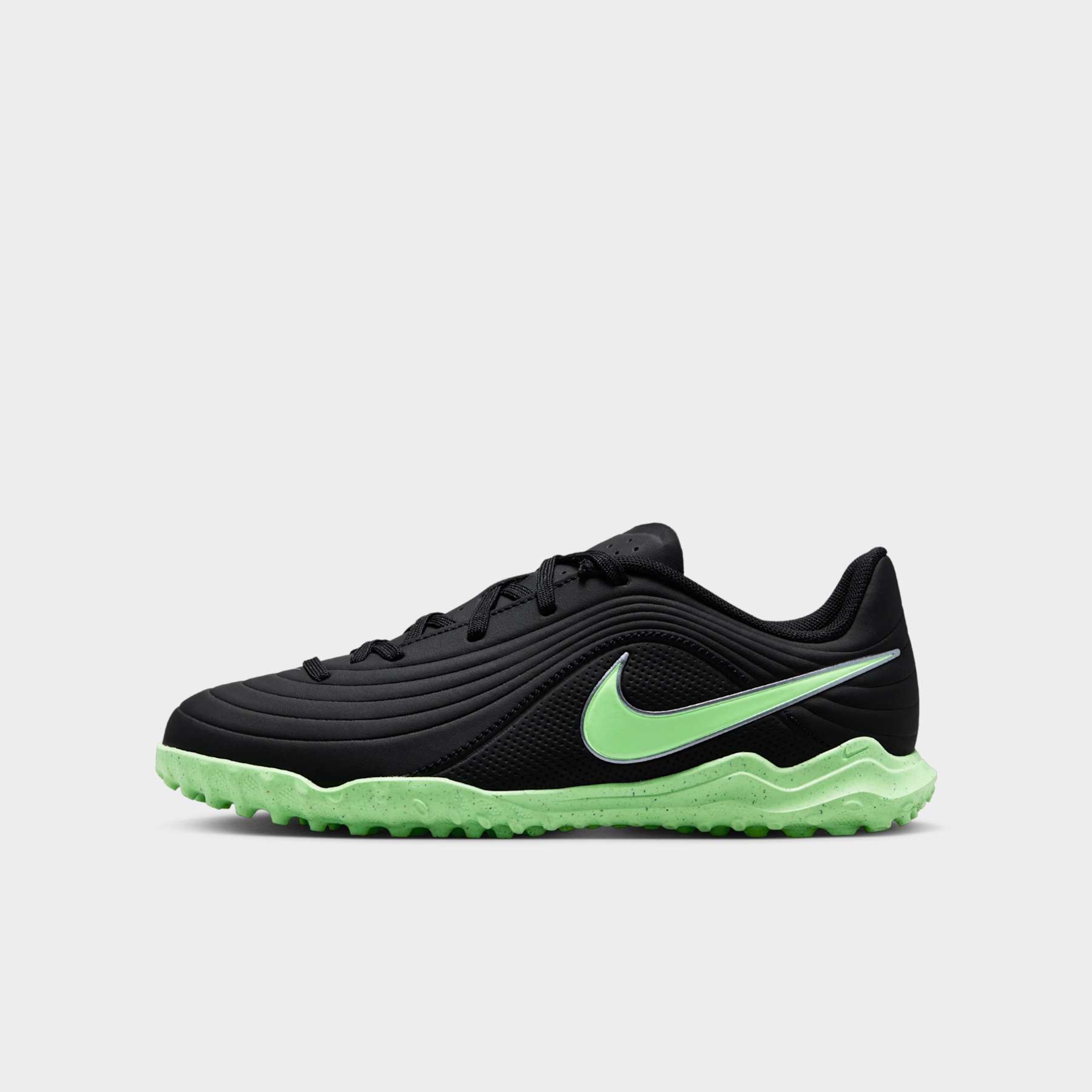 Chuteira Society Nike Tiempo Maestro Club Infantil - Foto 1